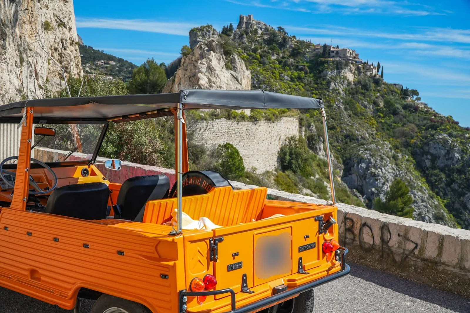 VINTAGE JEEP RIVIERA TOUR