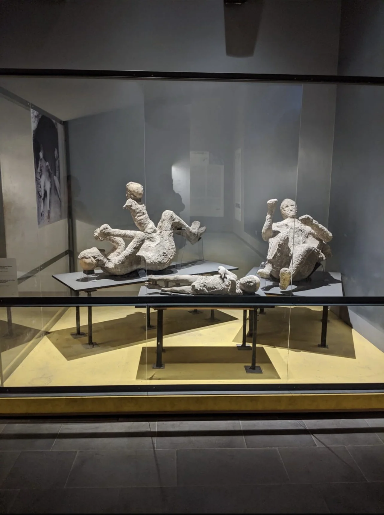 Naples City Highlights with Pompeii