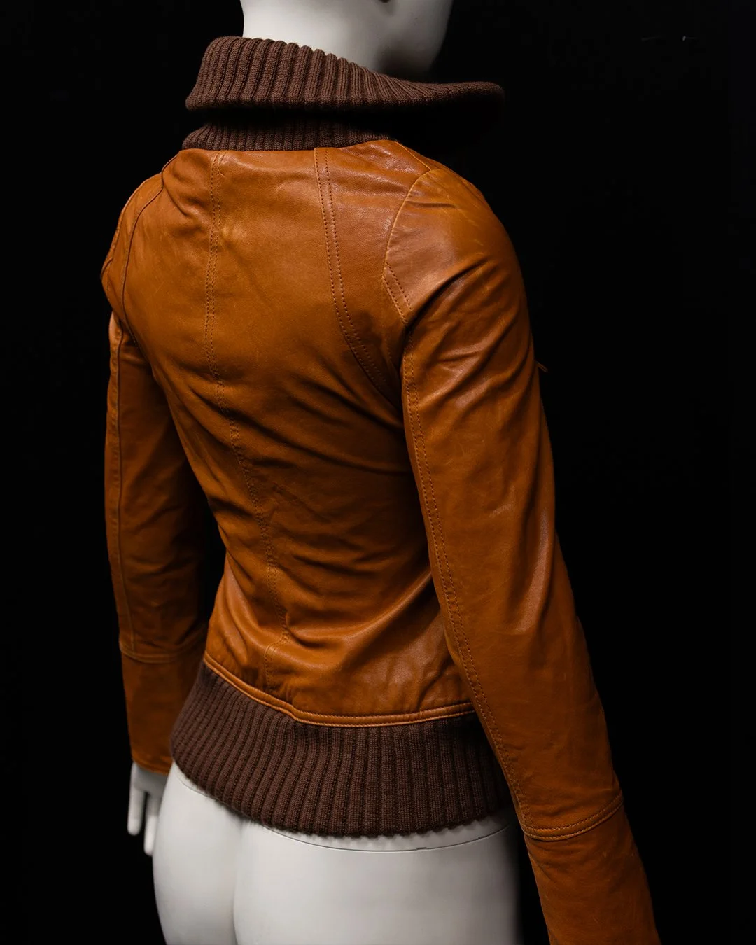 Brown Leather Jacket 08.jpg