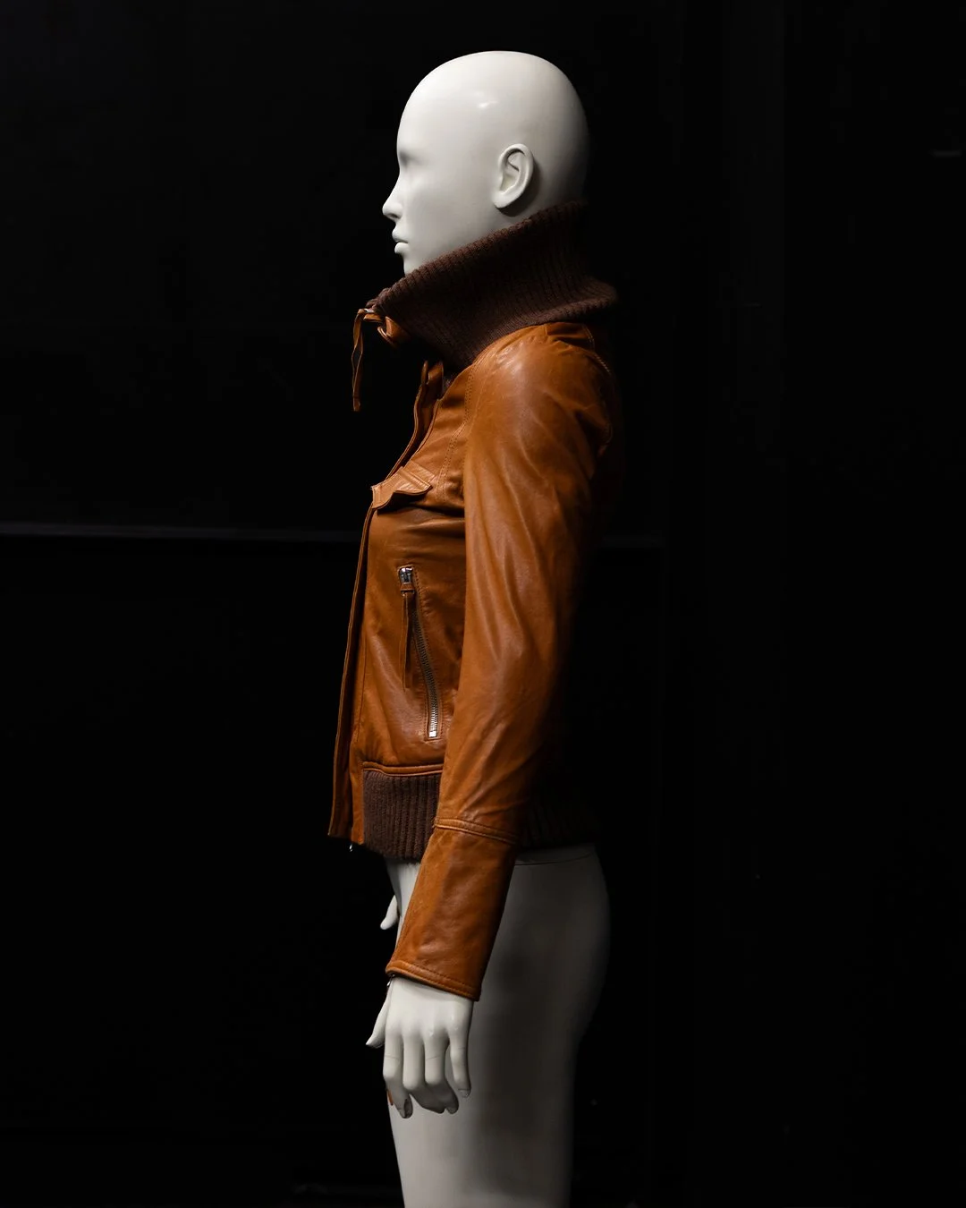 Brown Leather Jacket 07.jpg