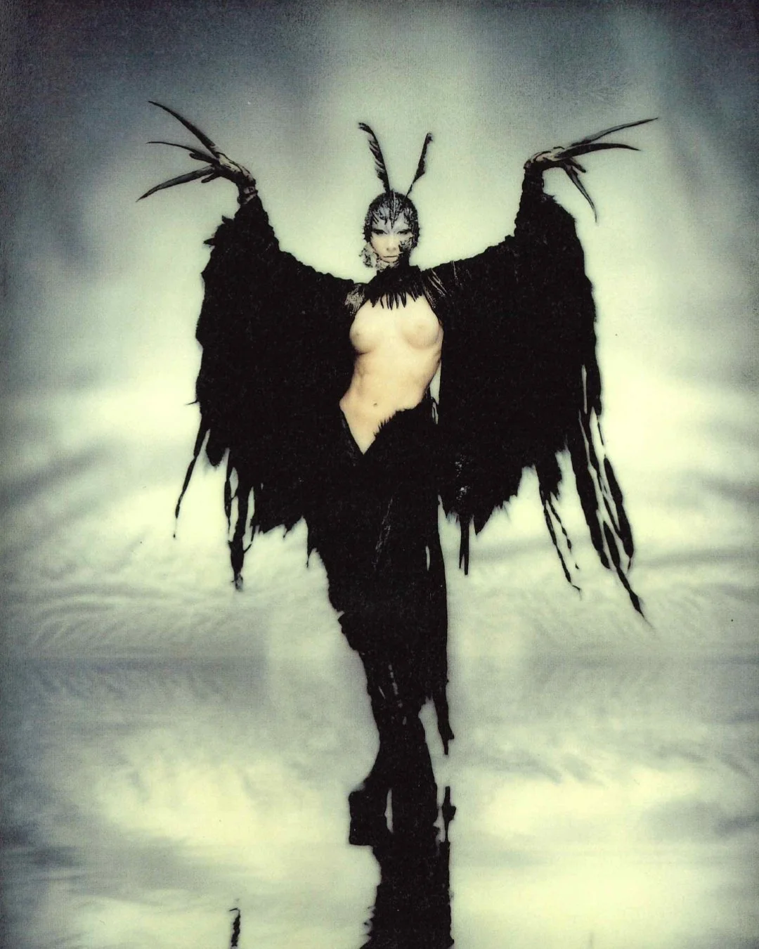 Page 01 [Close 02].jpg