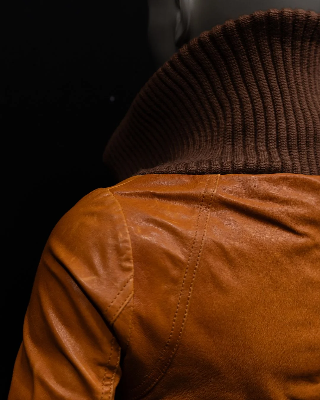 Brown Leather Jacket 09.jpg