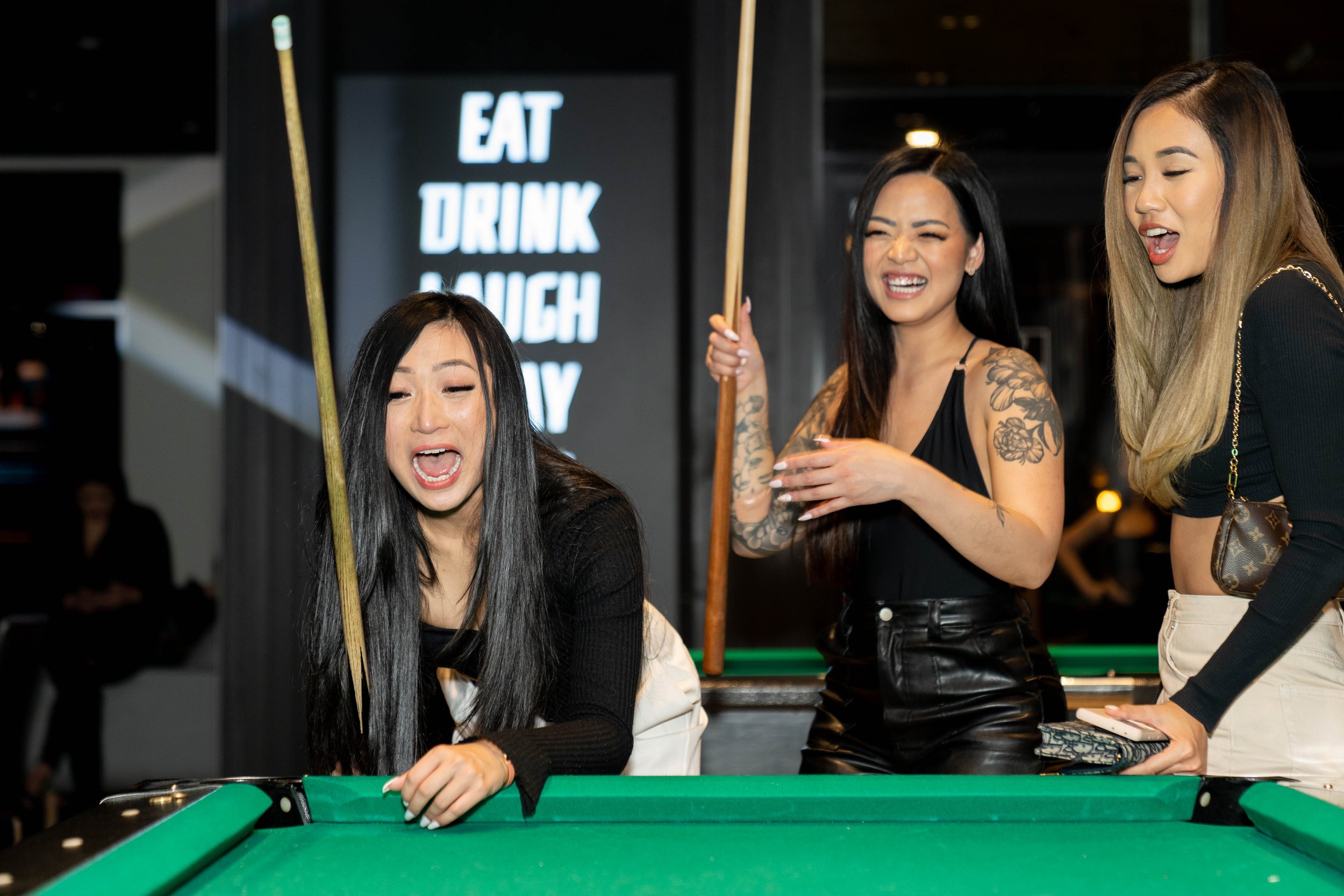 billiard player's reaction