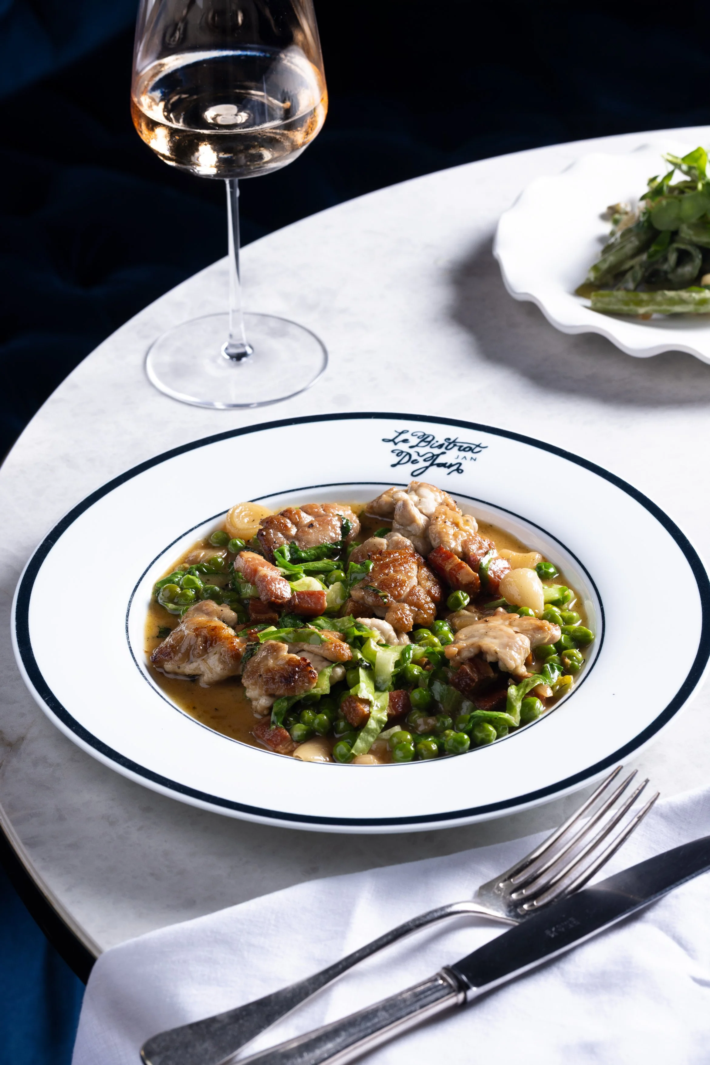 JAN Bistro Sweetbread, Pea & Bacon_01.jpg