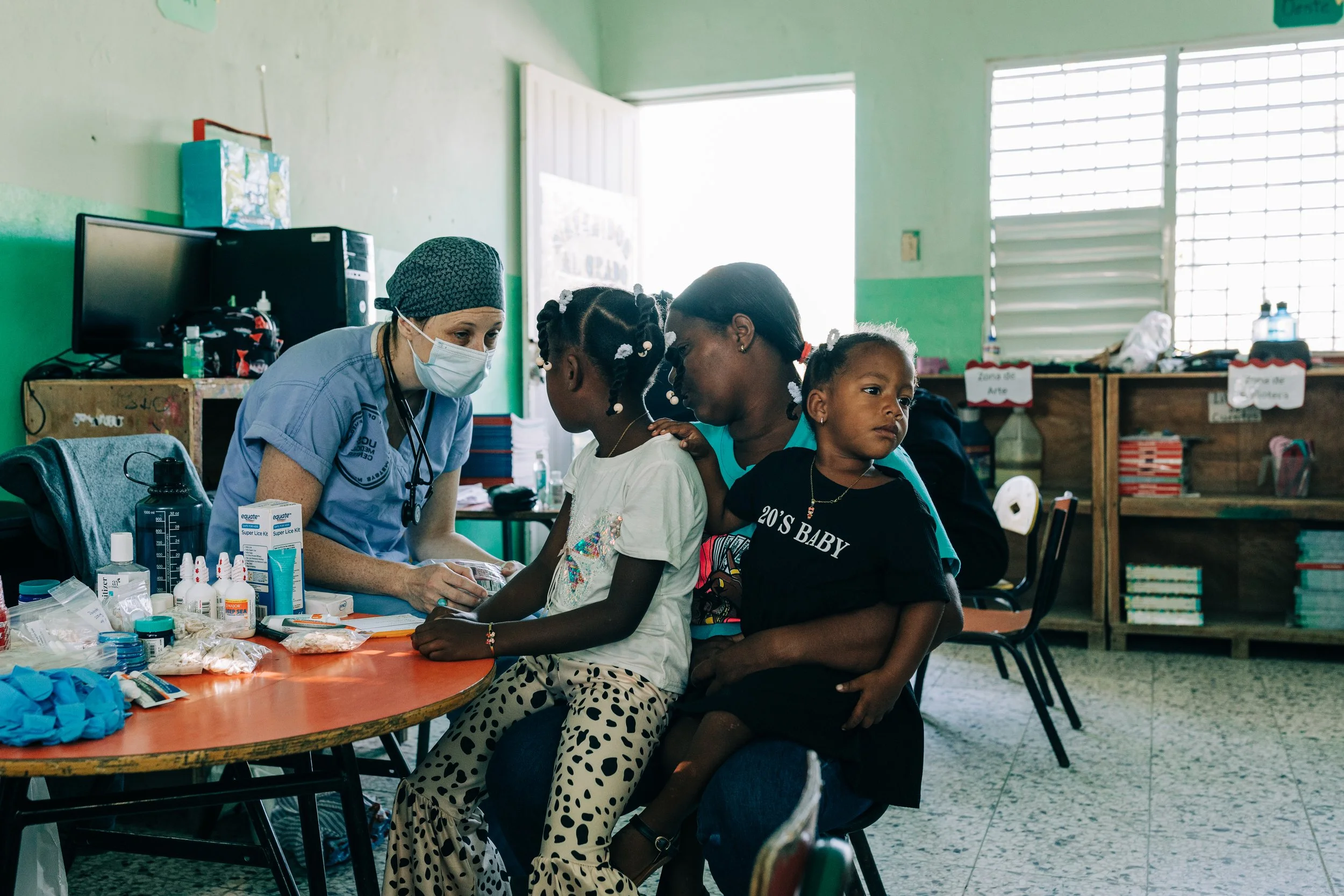 INI-clinics-2024-12.jpg