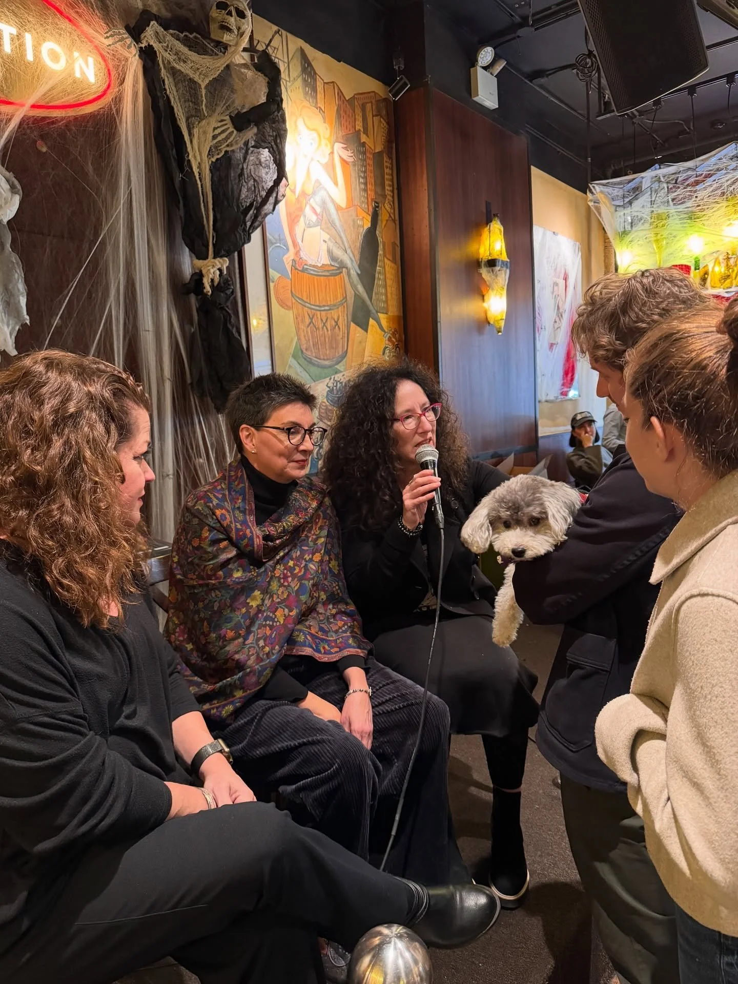 💗🐾 @meredithtollison , @juliehirt_intuitive and I did some really fun readings for the audience at the fundraiser party before the Dog and Cat film Festival in NYC - supporting @animal_lighthouse. Thank you @traciehotchner for creating such a wonde