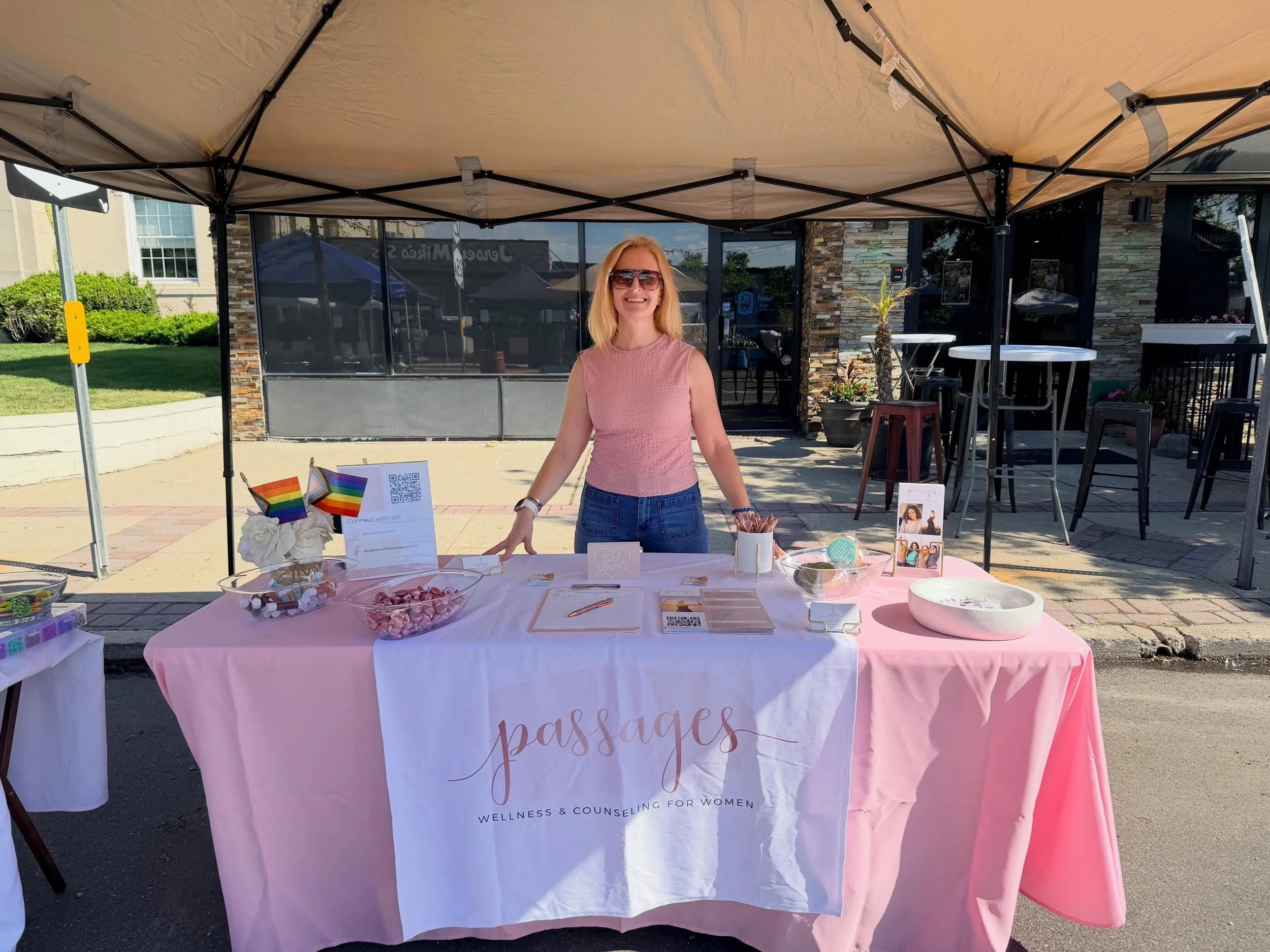 Come say hi to Karen at Smithtown Day today!😎