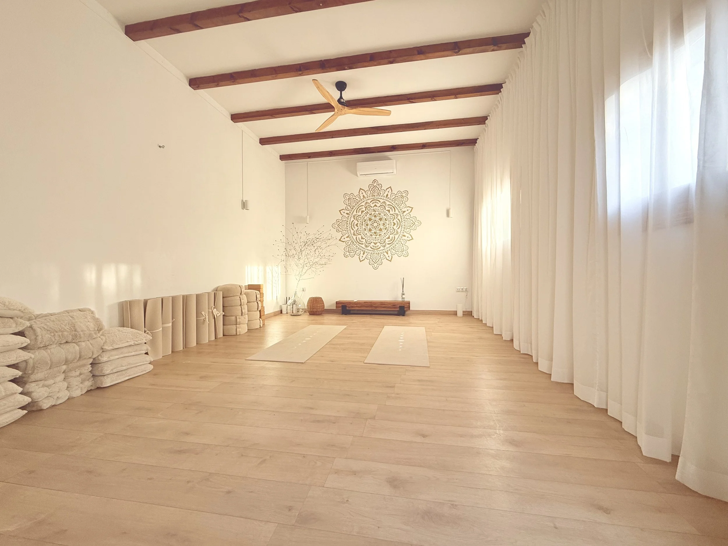 Yin Life Yoga Retreat by Tessa Röhrig
