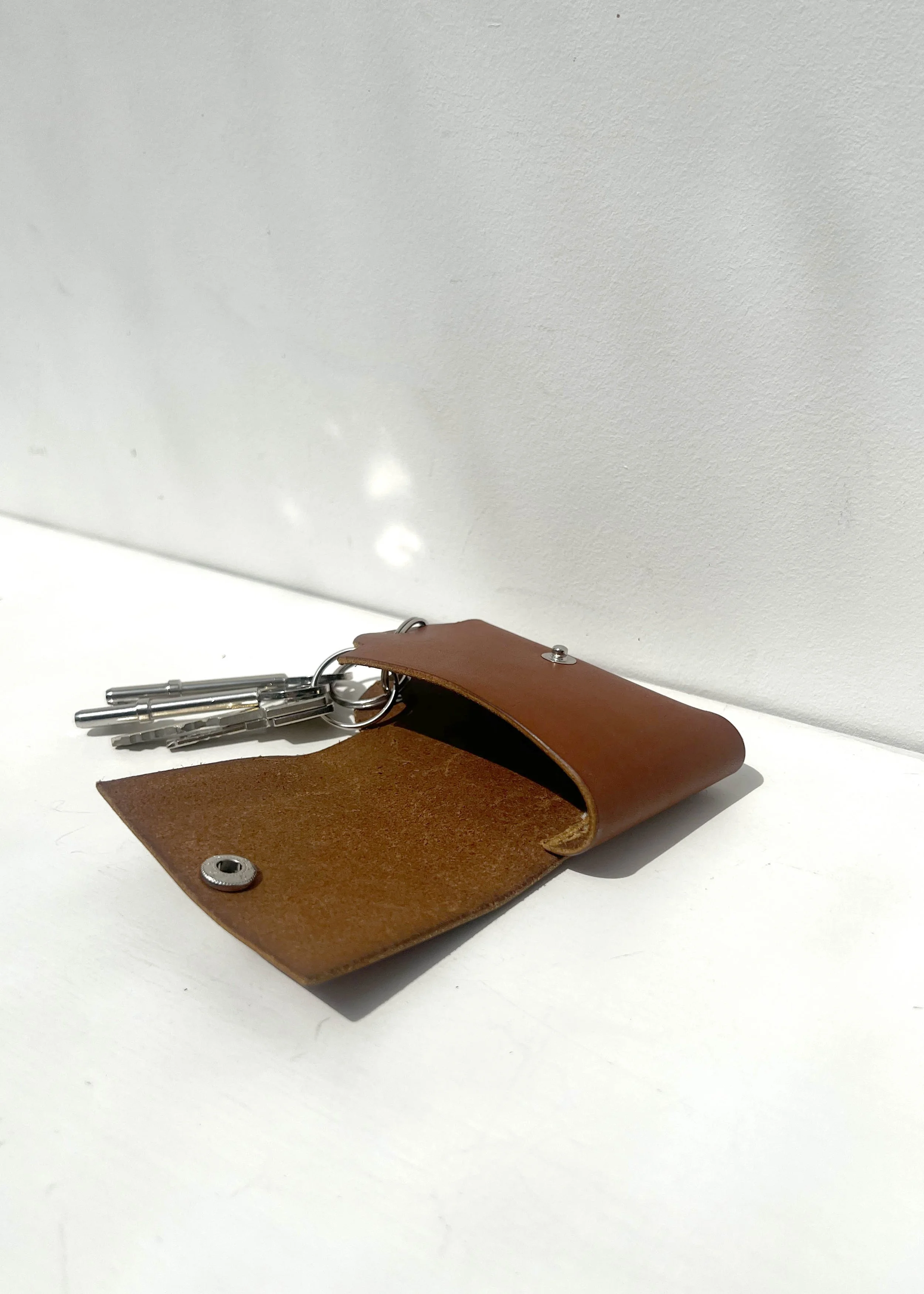 keycase amber open.jpg