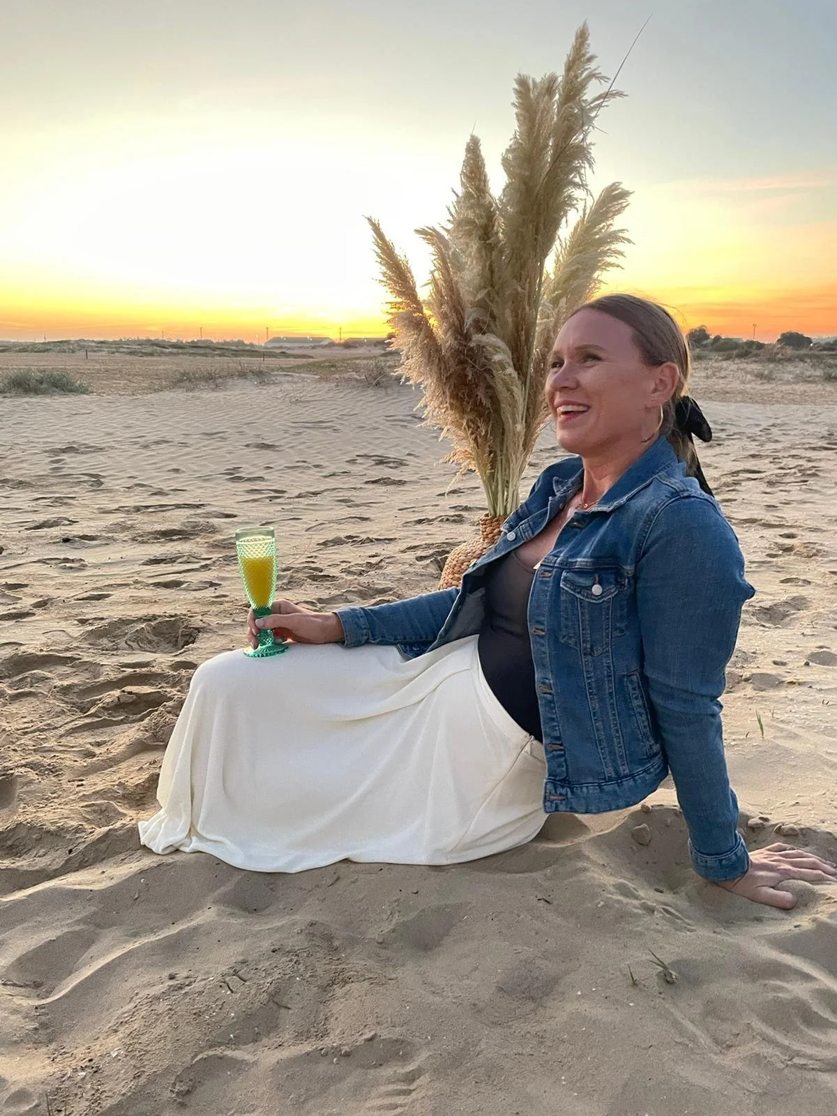 Nina Hoff - The Love Triangle Method (3).jpeg