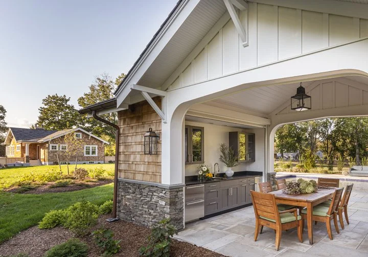 Bungalow-Pool-House-Sophia-Shibles-Interiors.jpg