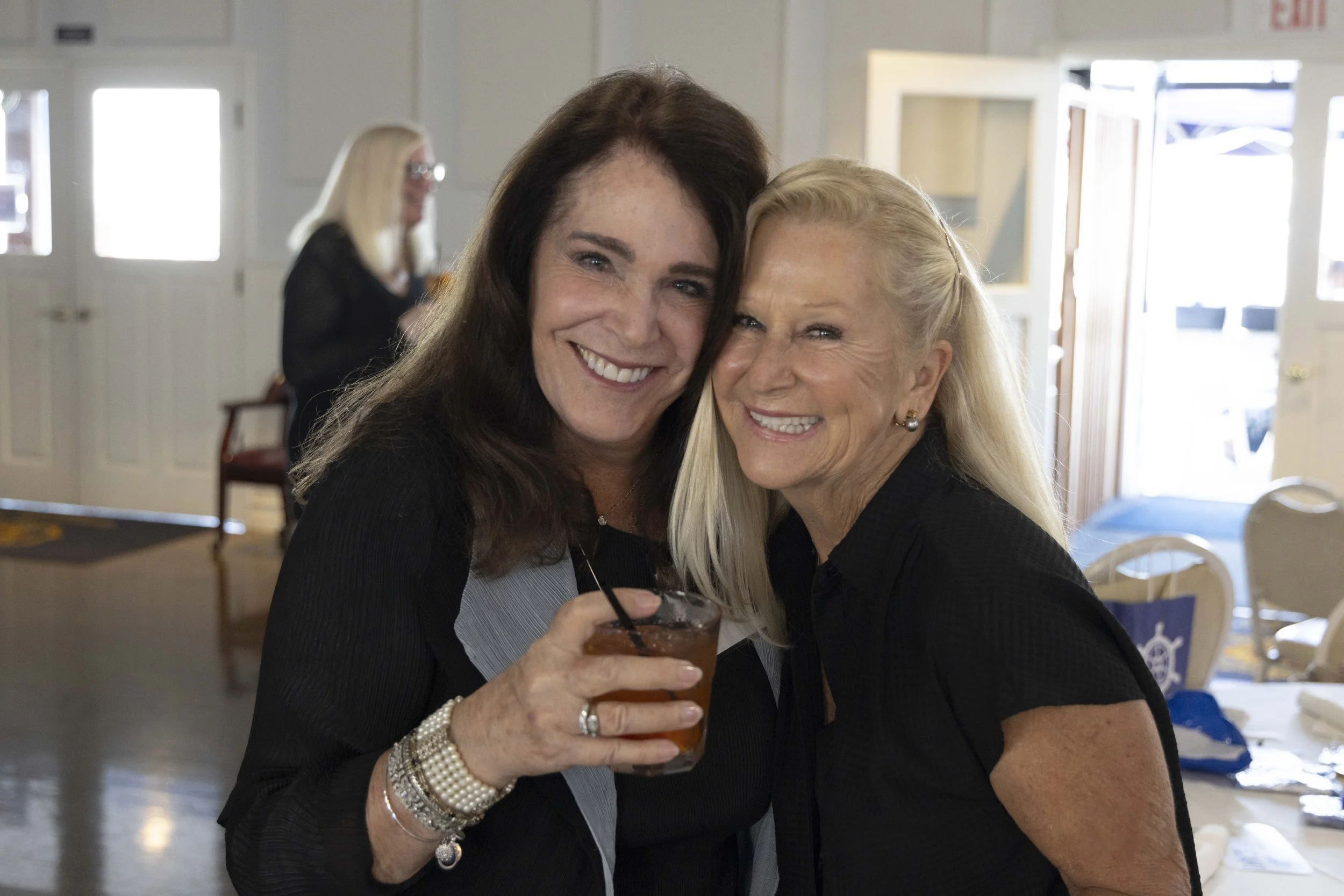 1973 reunion-33.jpg