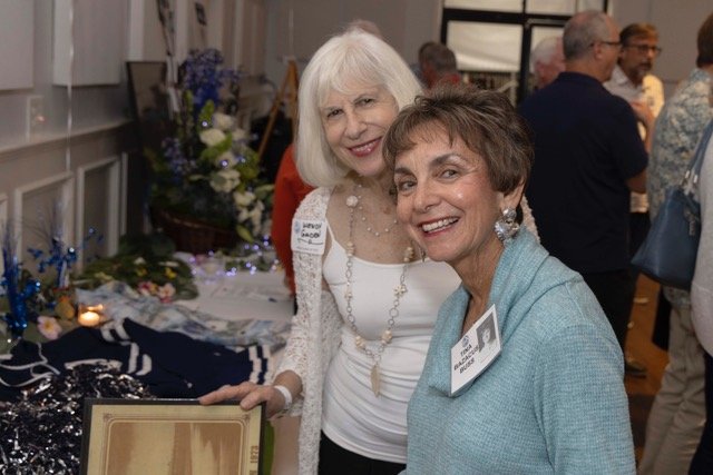 1973 reunion-180.jpeg