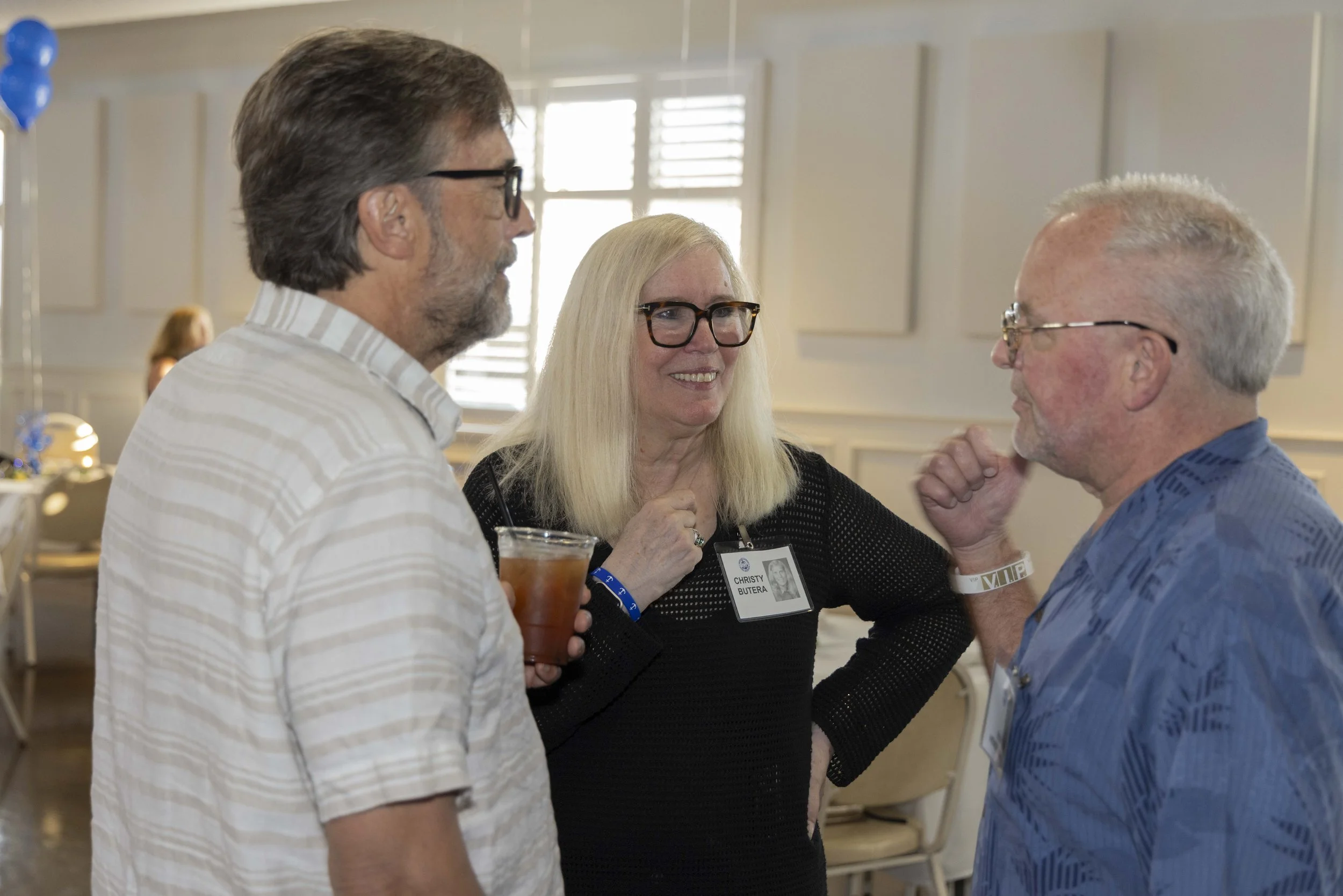 1973 reunion-76.jpg