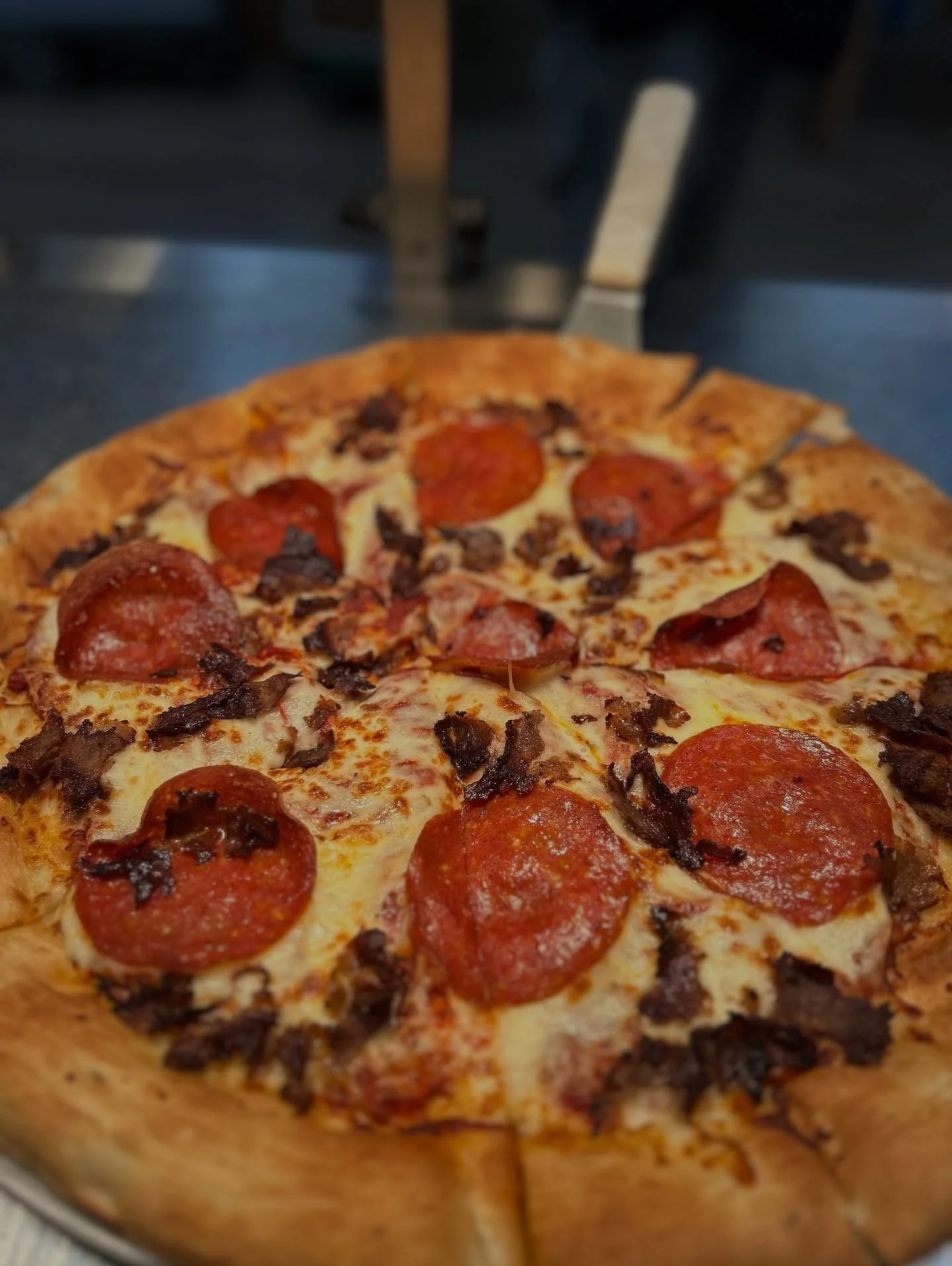 Today&rsquo;s Hot Bar: Chicken wings, Philly Cheesesteaks, Garlic Dill Tofu, Egg Fried Rice, Vegan Fried Rice, Beets, &amp; Black Eyed Peas! 
Our deli is open from 11:00am-7:00pm Monday-Friday &amp; 10:00am-3:00pm Saturday &amp; Sunday! 
#tallyfood #