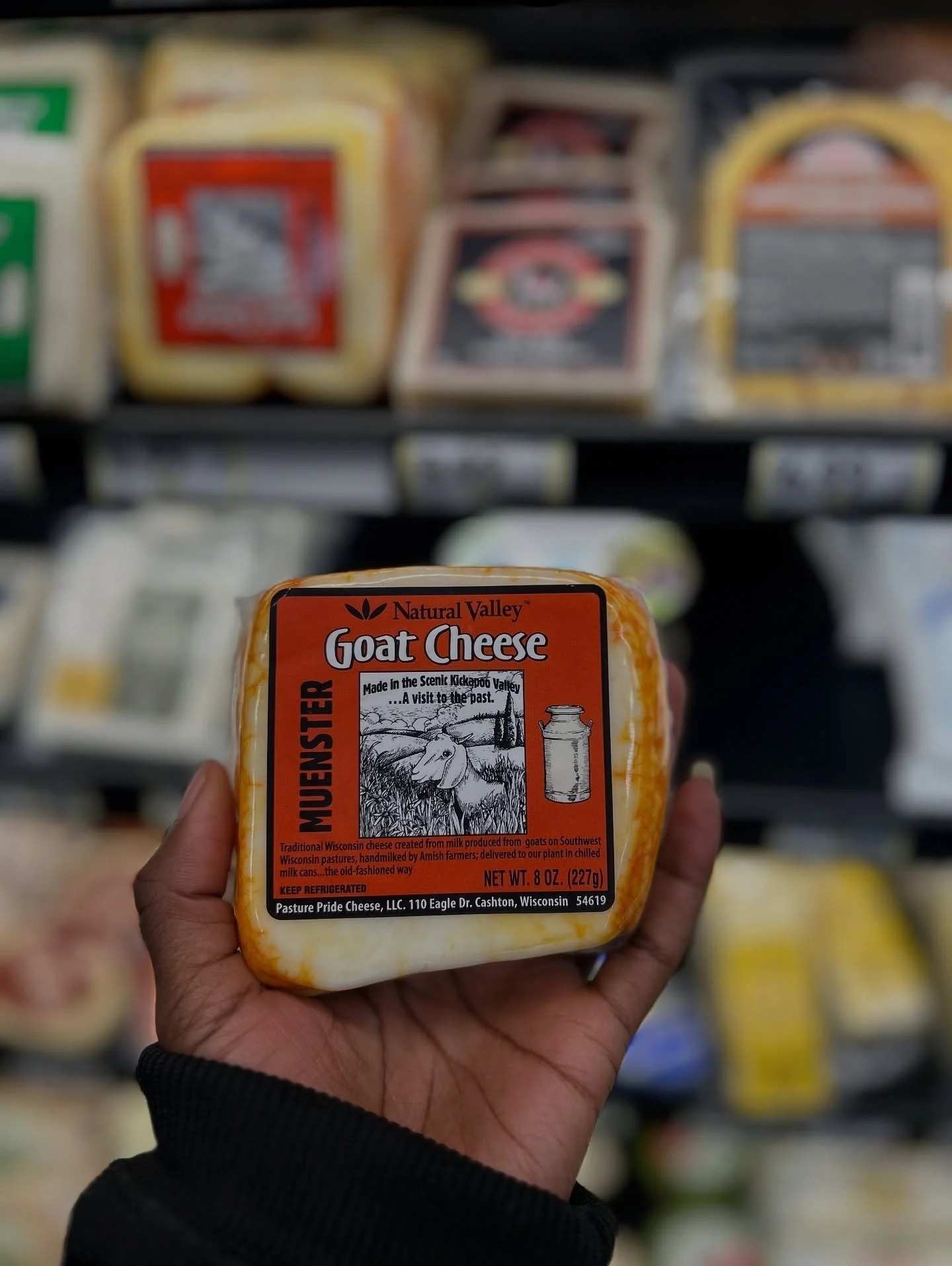Goat cheese lovers, this one&rsquo;s for you 🧀 !
Nature&rsquo;s Valley goat cheese is rich, creamy, and dangerously snackable.
#fyp #tallahassee #tally #cheeselover