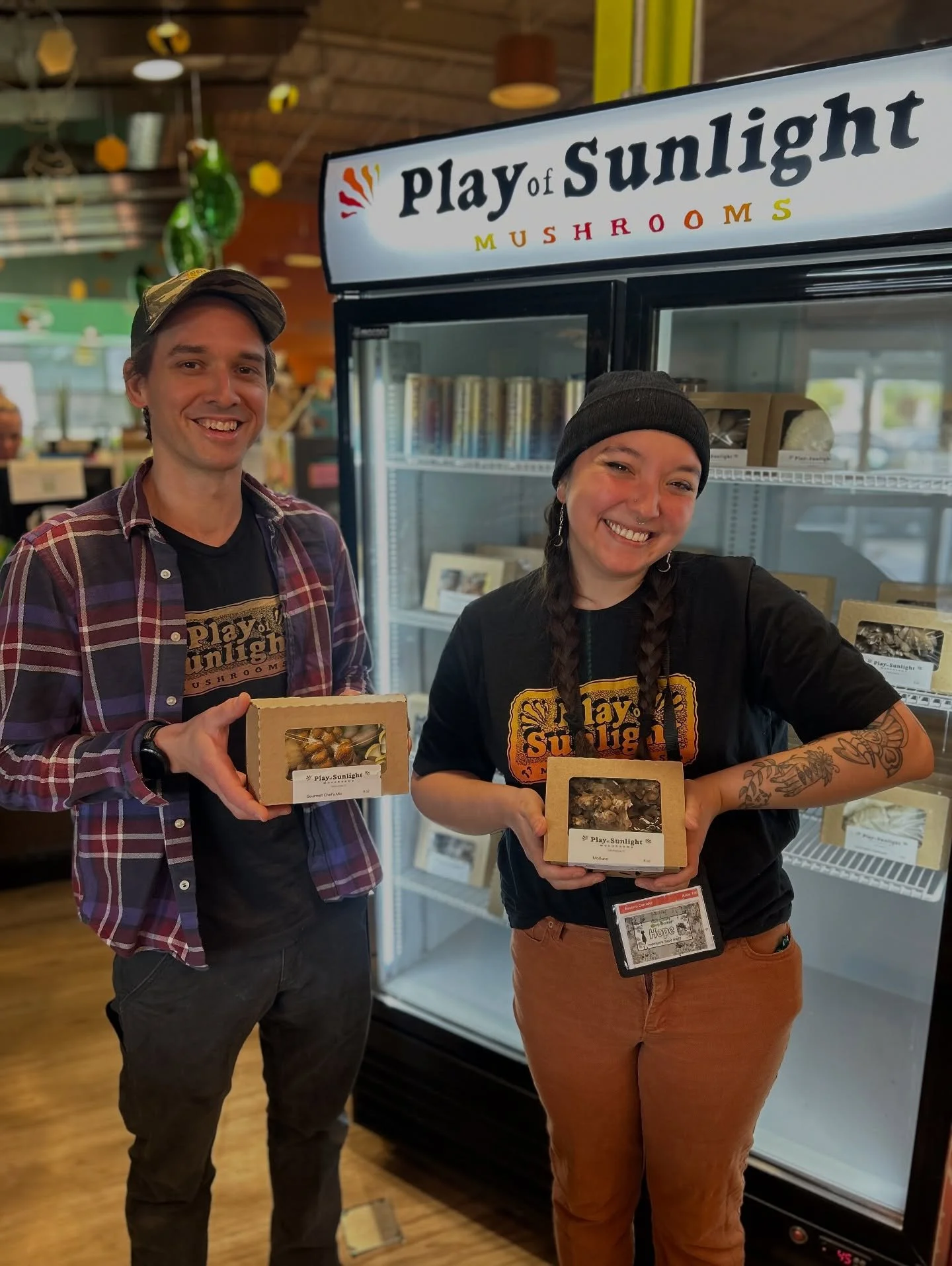 Fresh fungi just dropped 🍄

Play of Sunlight has a brand new fridge in-store, now stocked with Maitake, a Gourmet Chef Blend, and favorites like Blue Oyster &amp; Lion&rsquo;s Mane.

We&rsquo;ve moved away from per-pound mushrooms, but these new pac