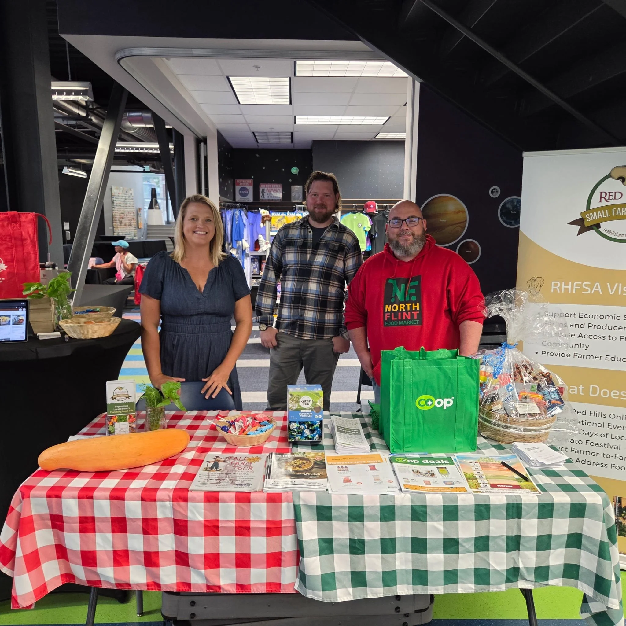 We hope everyone has stayed safe following the storm and has had a chance to check in on their neighbors. 💚

Friday, Community Co-op Market had the pleasure of tabling at the Tallahassee Film Festival alongside our friends at Red Hills Small Farm Al