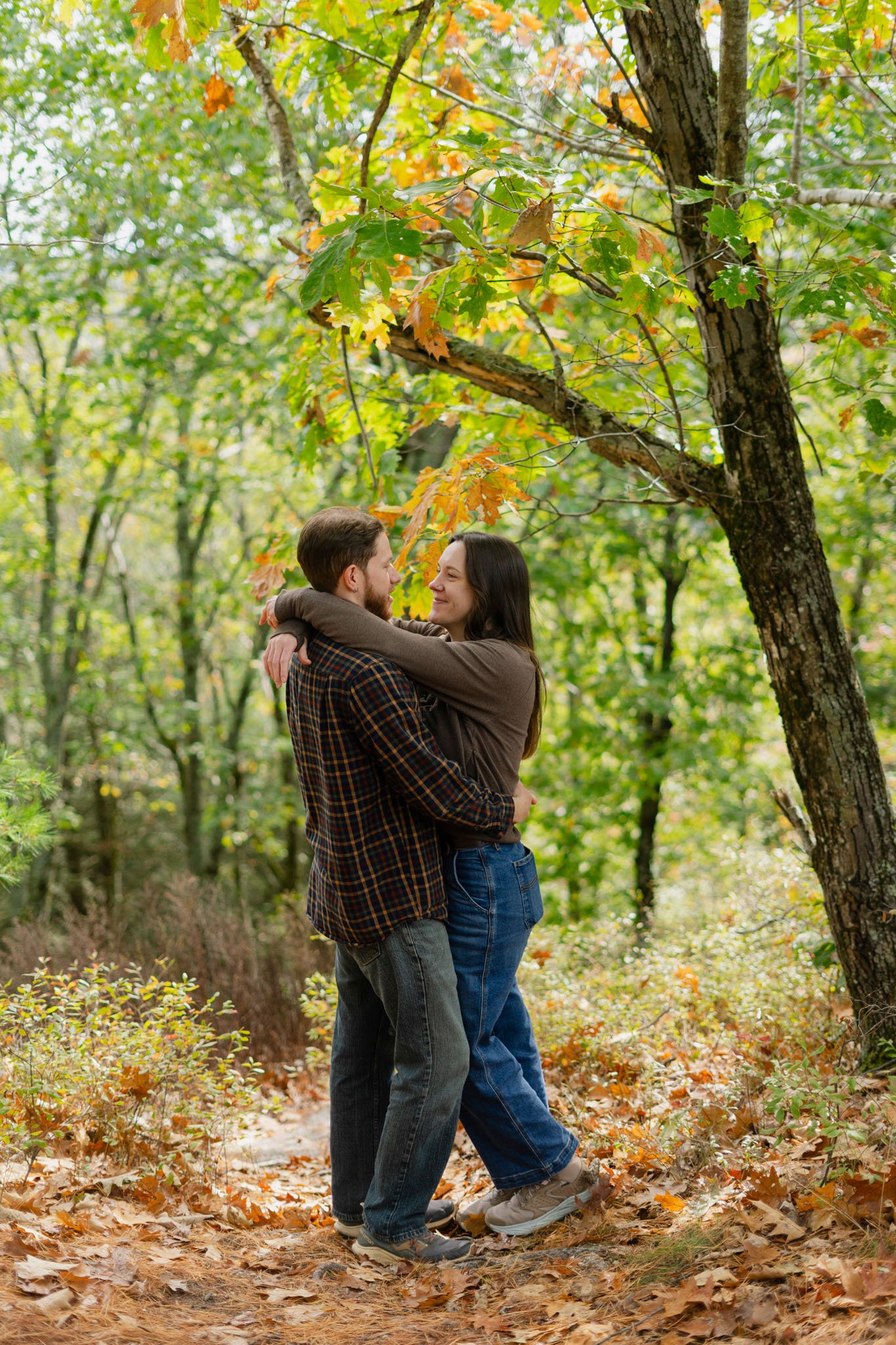 suprise-wedding-proposal-engagement-photography-bradburymt-freeport-maine-93.JPG