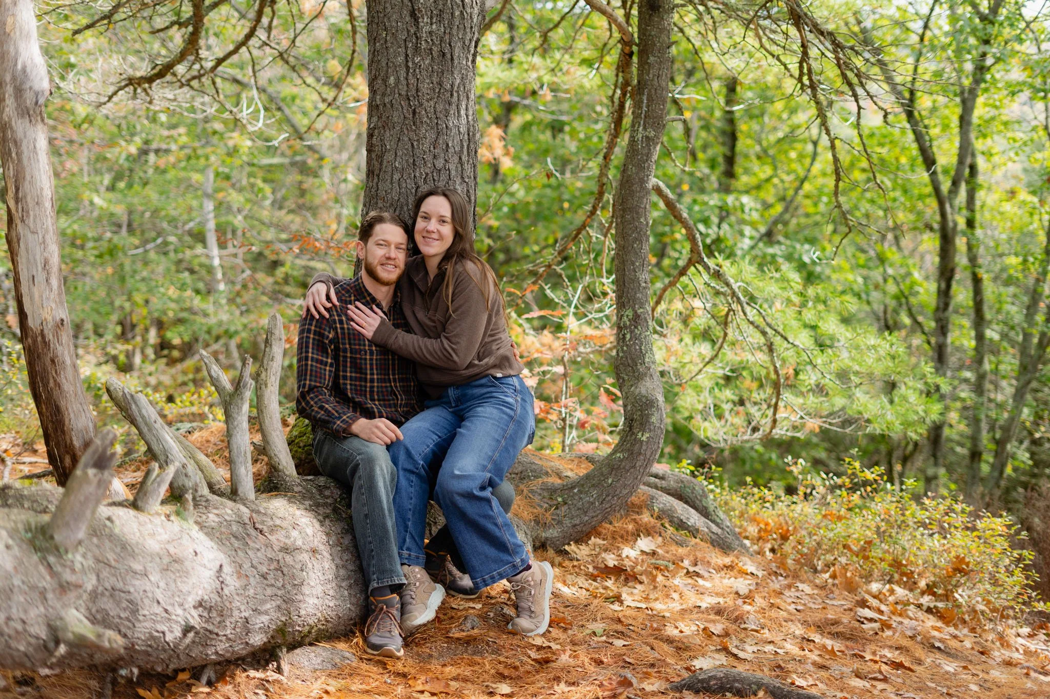 suprise-wedding-proposal-engagement-photography-bradburymt-freeport-maine-74.JPG