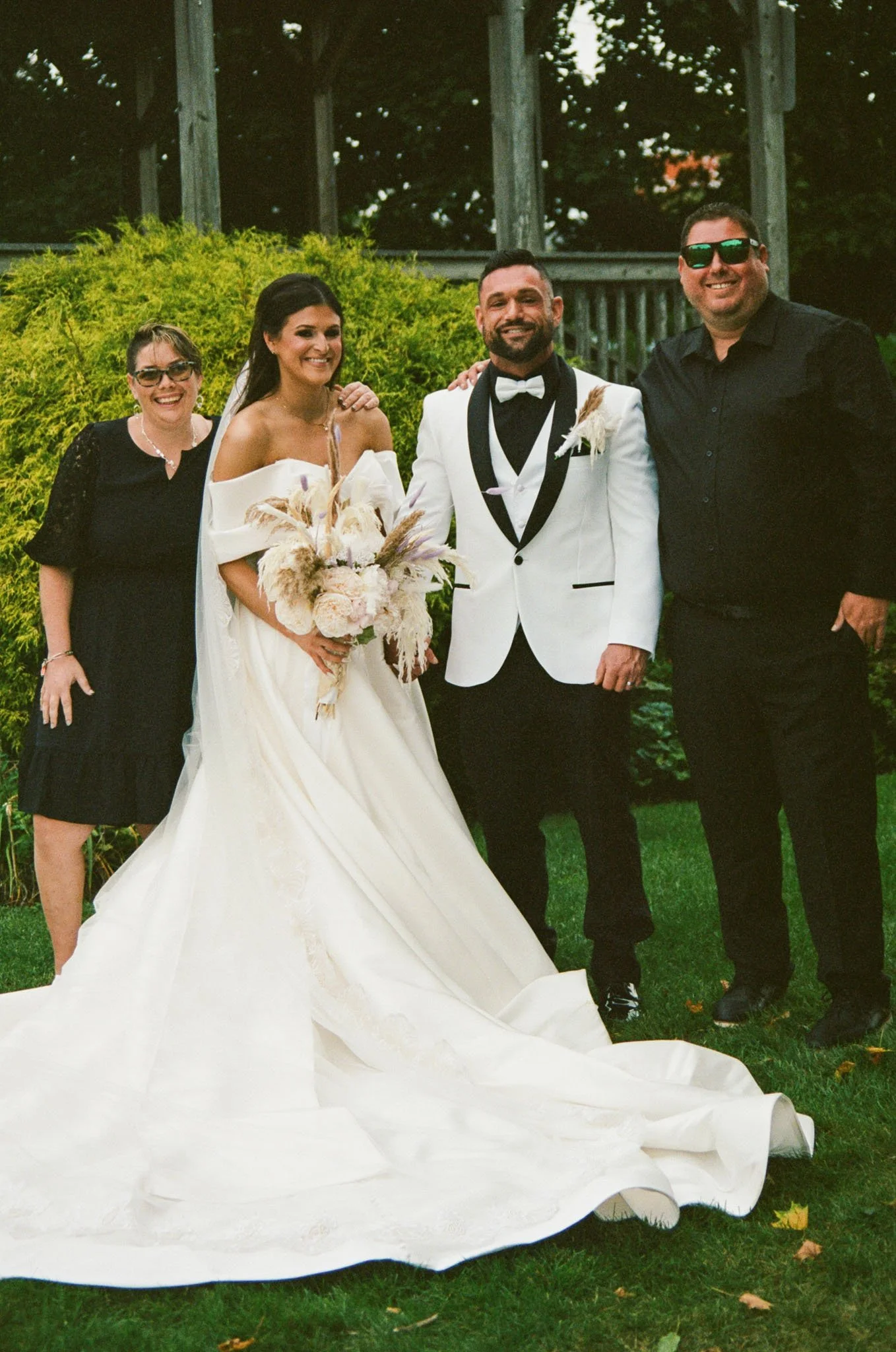 Old-orchard-maine-wedding-ceremony-photography-foxspit-bymariamylena-141.JPG