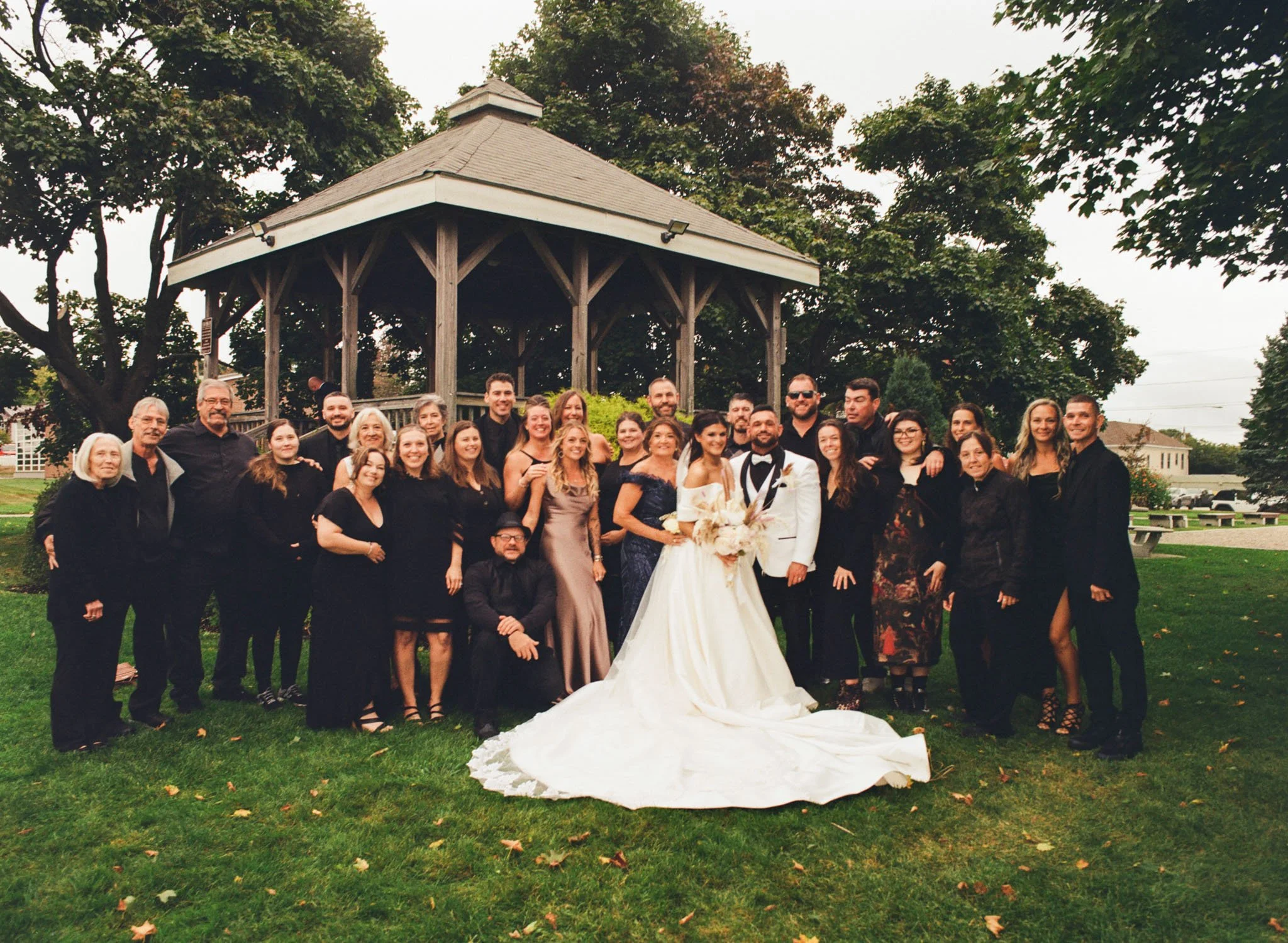 Old-orchard-maine-wedding-ceremony-mediumformat-film-photography-foxspit-bymariamylena-13.JPG