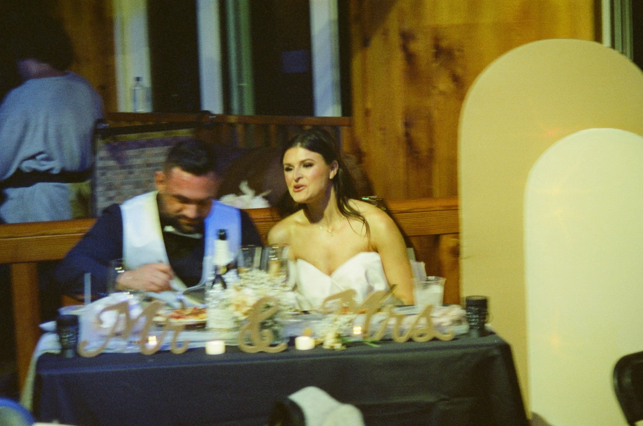 Old-orchard-maine-wedding-ceremony-photography-foxspit-bymariamylena-200.JPG
