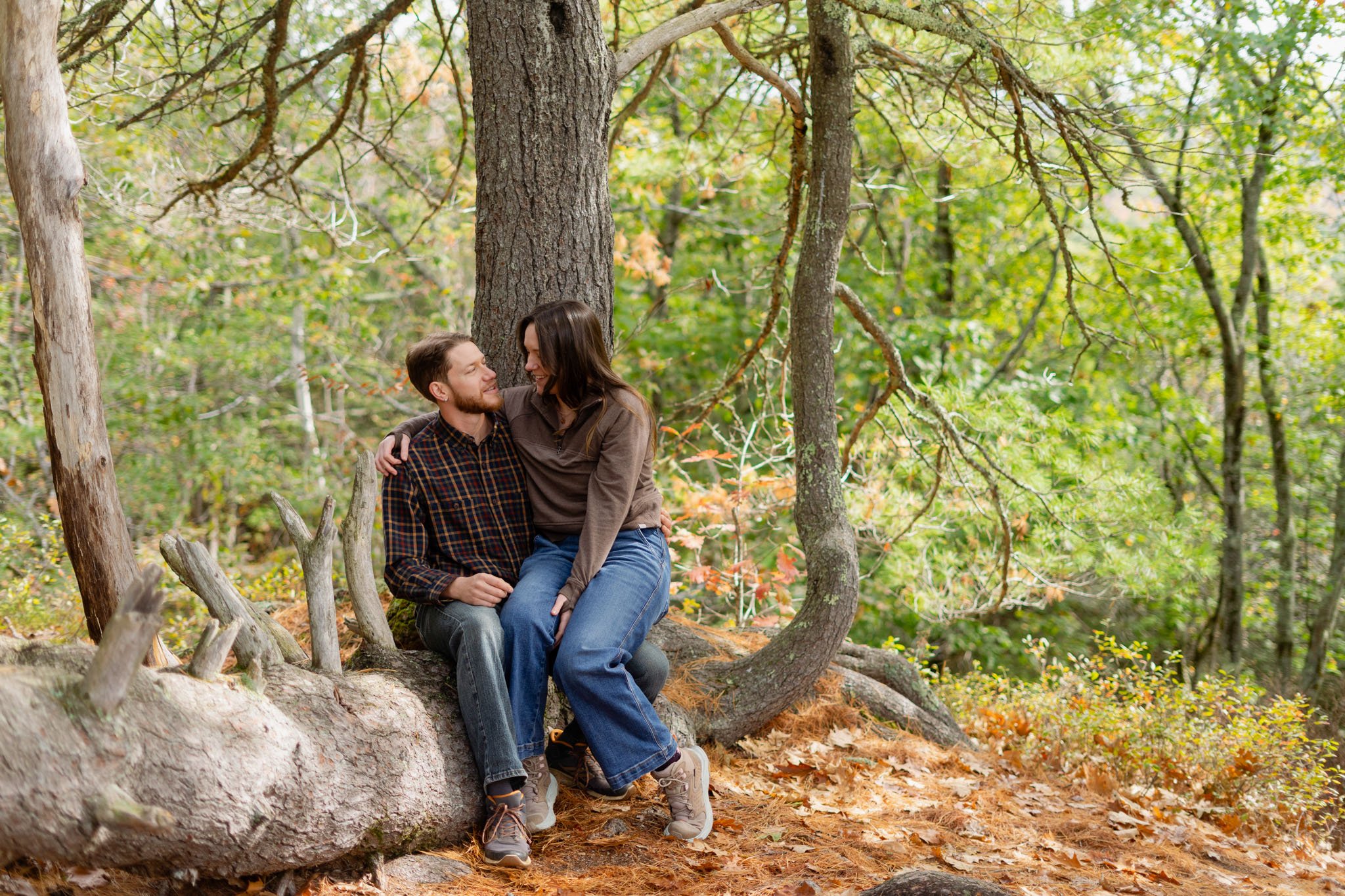 suprise-wedding-proposal-engagement-photography-bradburymt-freeport-maine-76.JPG