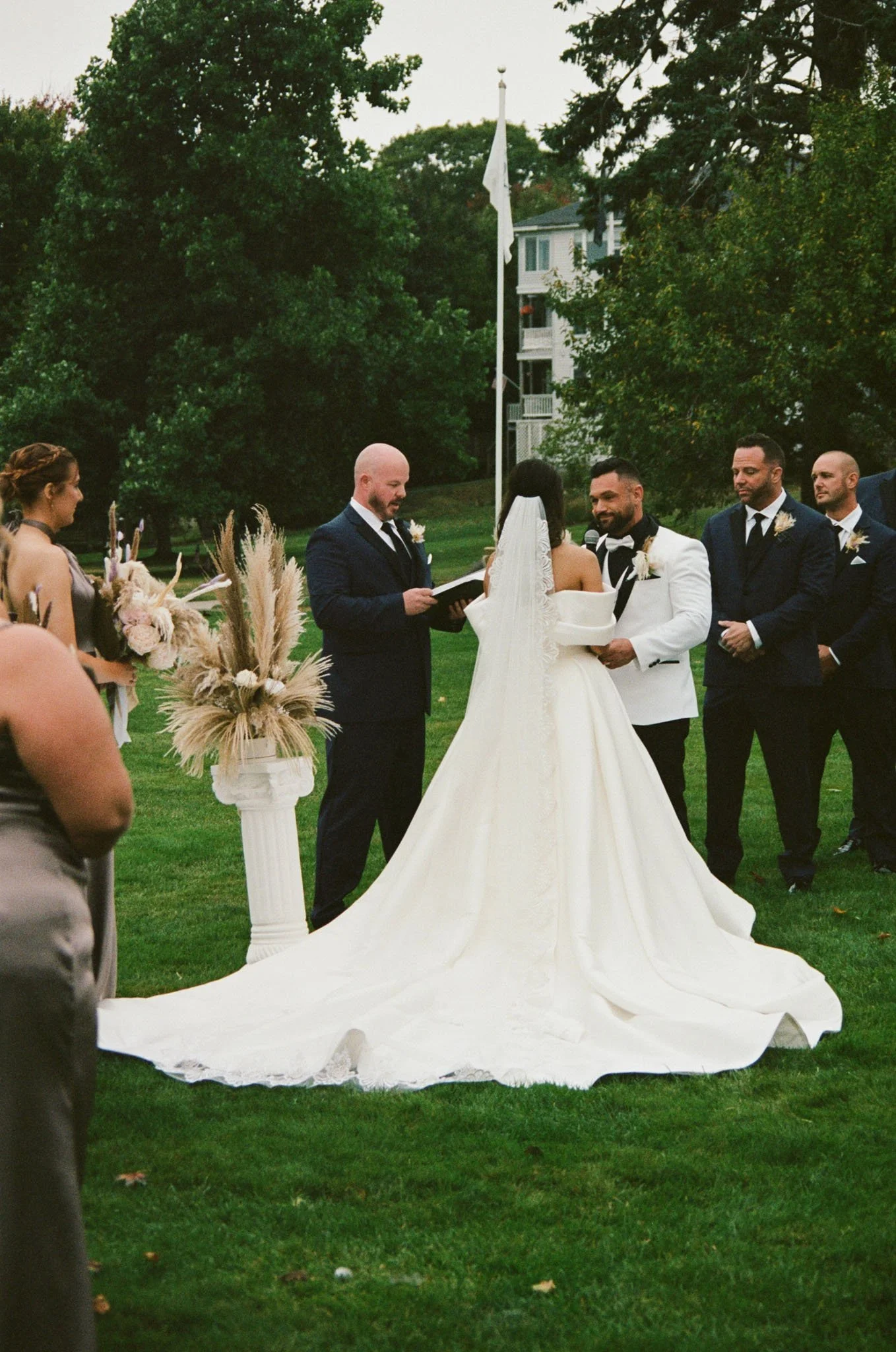 Old-orchard-maine-wedding-ceremony-photography-foxspit-bymariamylena-130.JPG