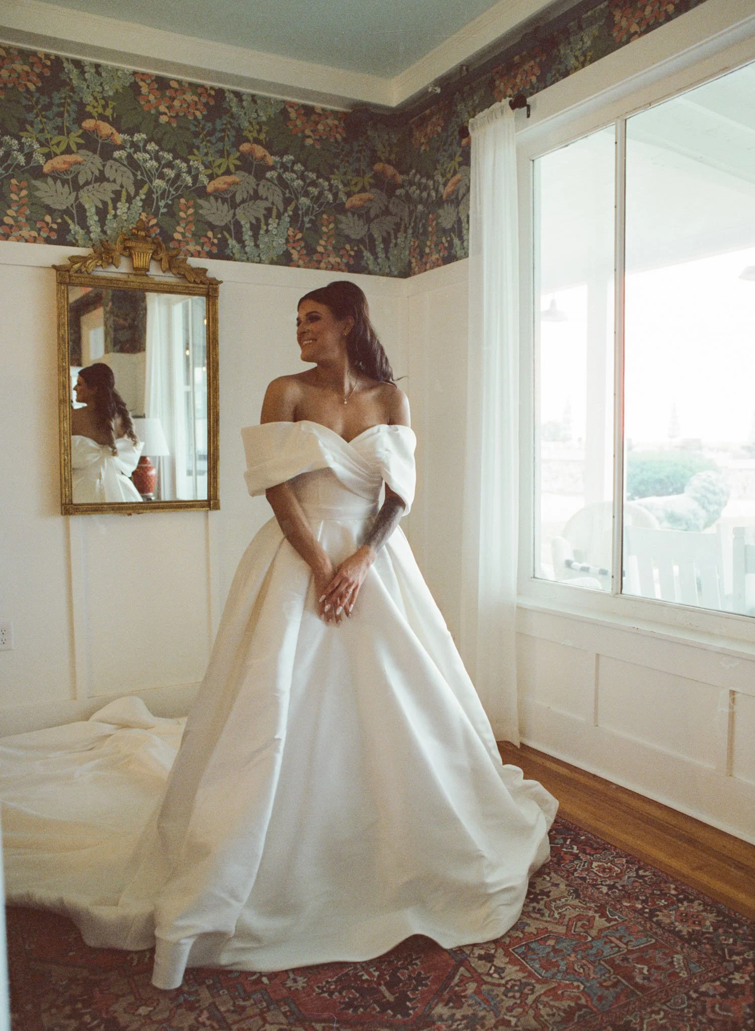 Old-orchard-maine-wedding-ceremony-mediumformat-film-photography-foxspit-bymariamylena-10.JPG