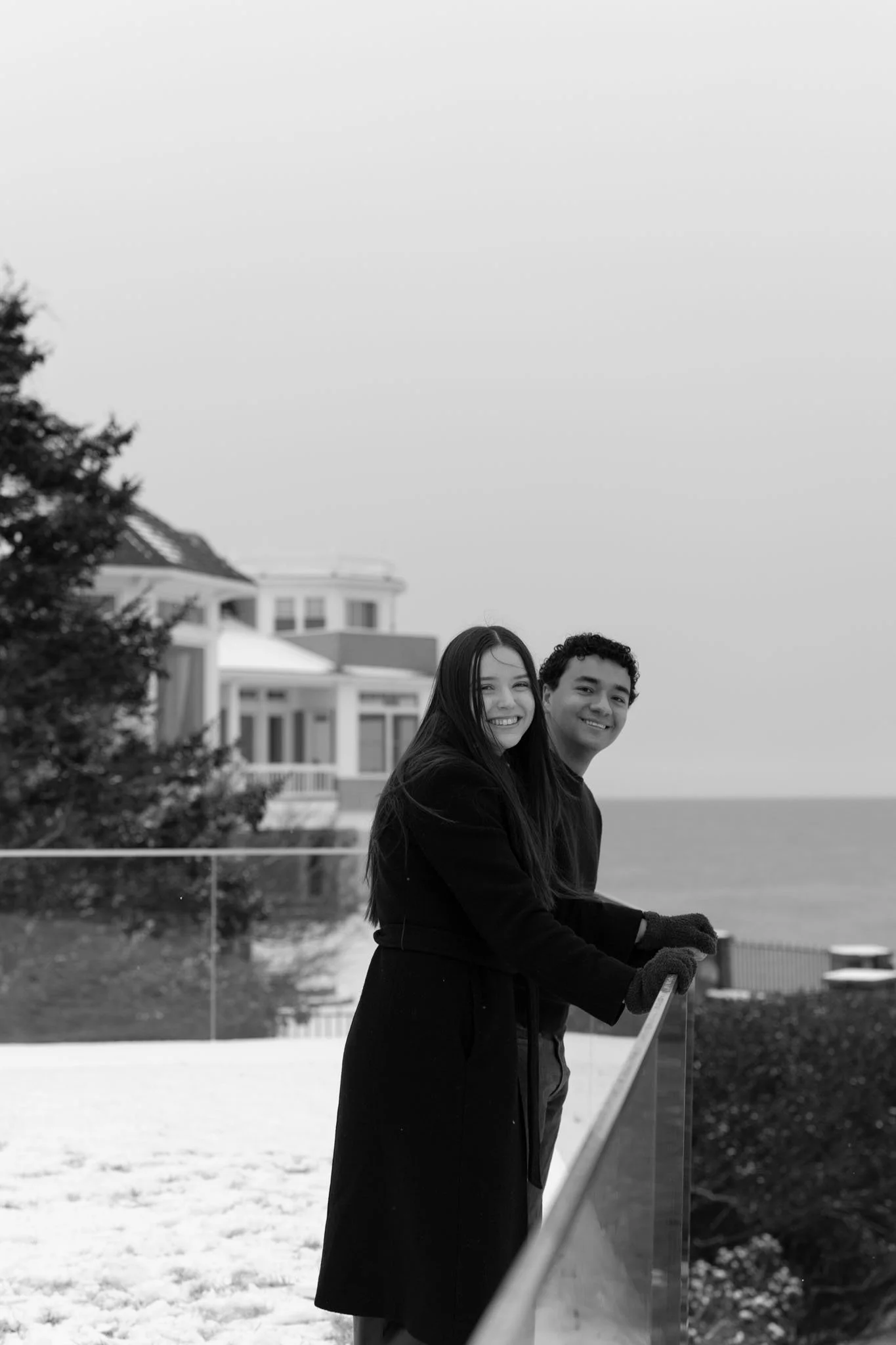 Kittery-maine-suprise-engagement-wedding-proposal-couples-portrait-session-documentary-fine-art-nubble-lighthouse-288.JPG