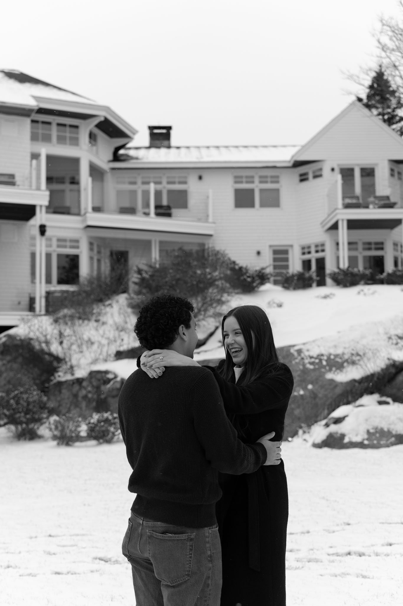 Kittery-maine-suprise-engagement-wedding-proposal-couples-portrait-session-documentary-fine-art-nubble-lighthouse-308.JPG