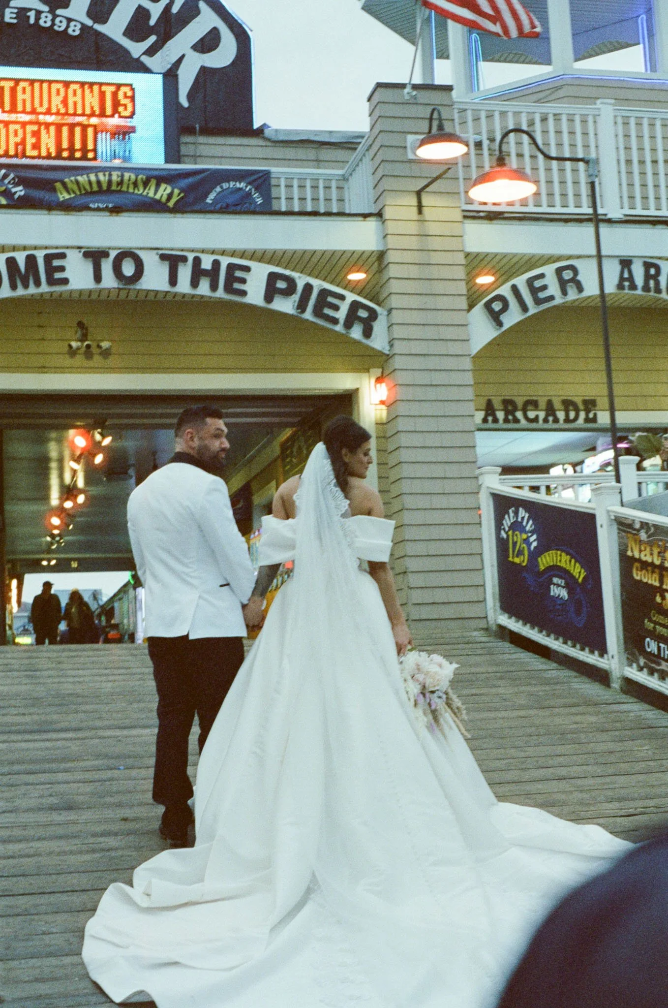 Old-orchard-maine-wedding-ceremony-photography-foxspit-bymariamylena-168.JPG