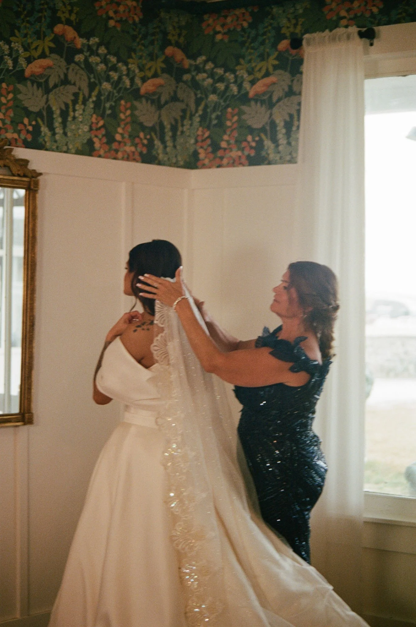 Old-orchard-maine-wedding-ceremony-photography-foxspit-bymariamylena-70.JPG