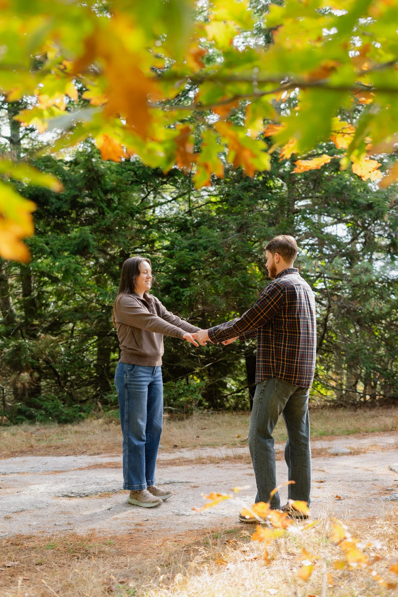 suprise-wedding-proposal-engagement-photography-bradburymt-freeport-maine-132.JPG