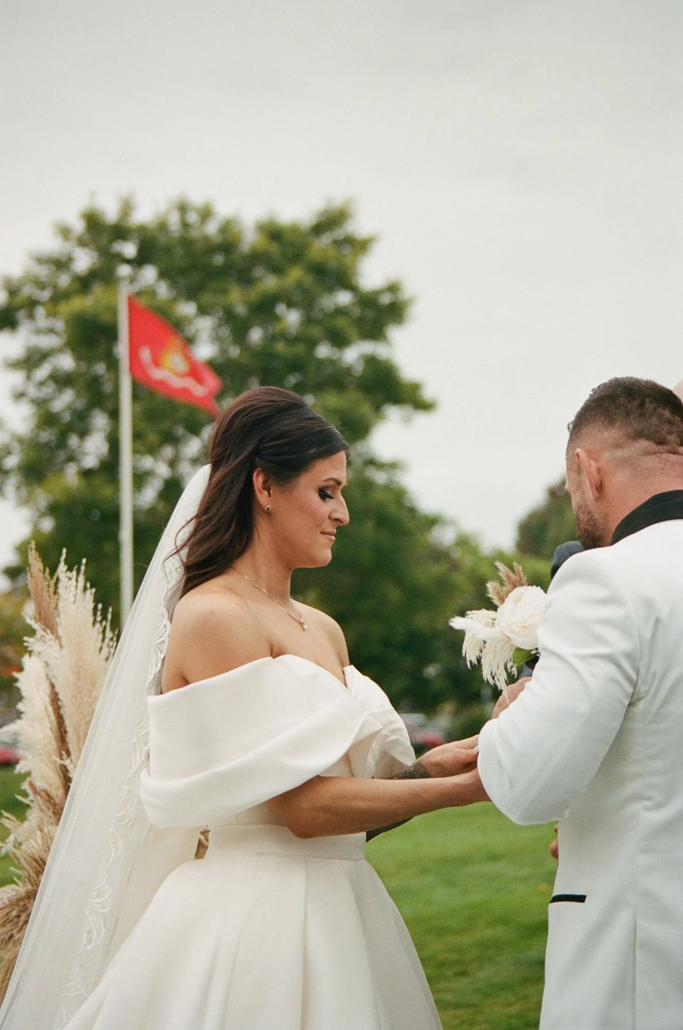 Old-orchard-maine-wedding-ceremony-photography-foxspit-bymariamylena-120.JPG