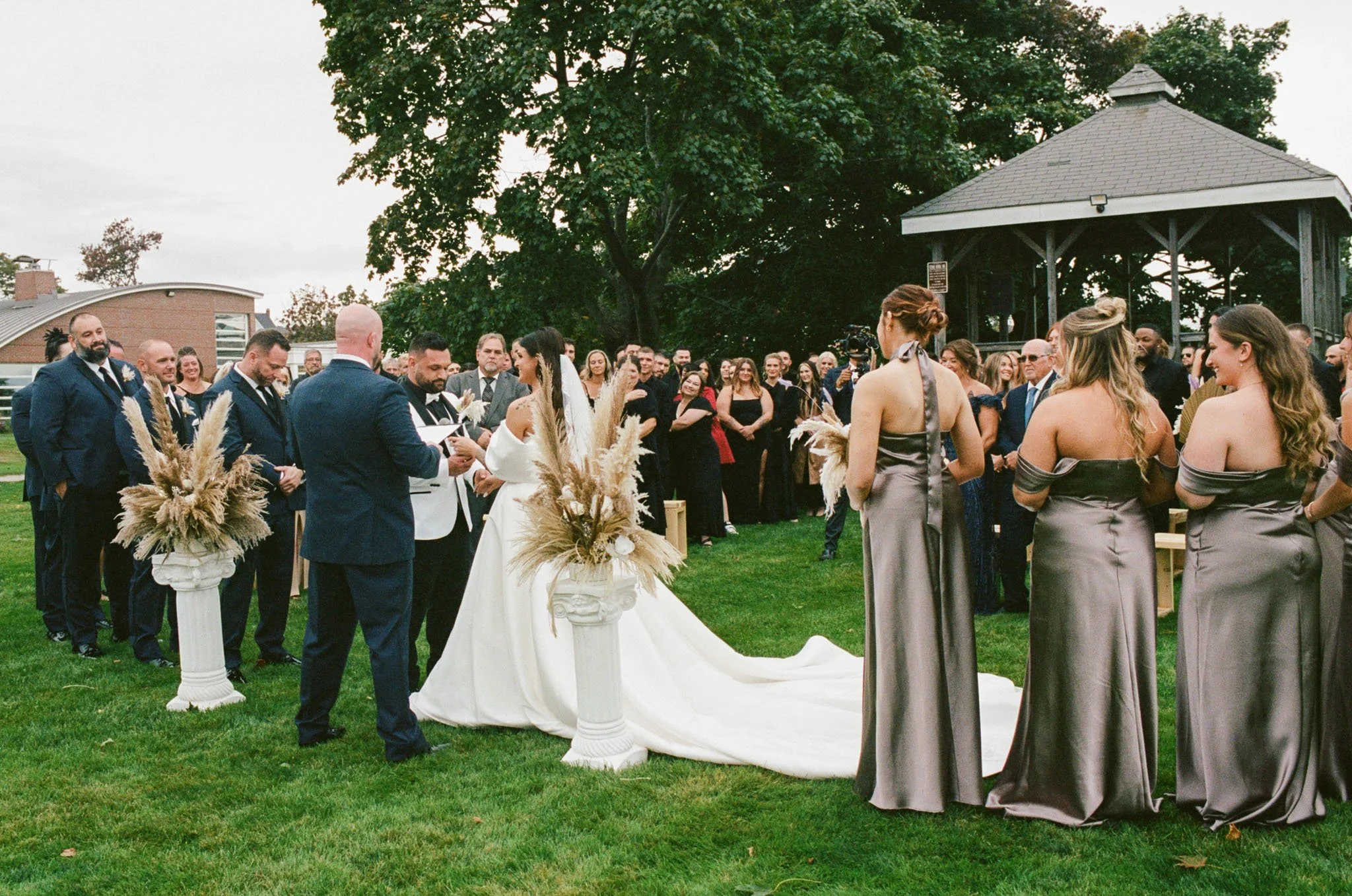 Old-orchard-maine-wedding-ceremony-photography-foxspit-bymariamylena-93.JPG