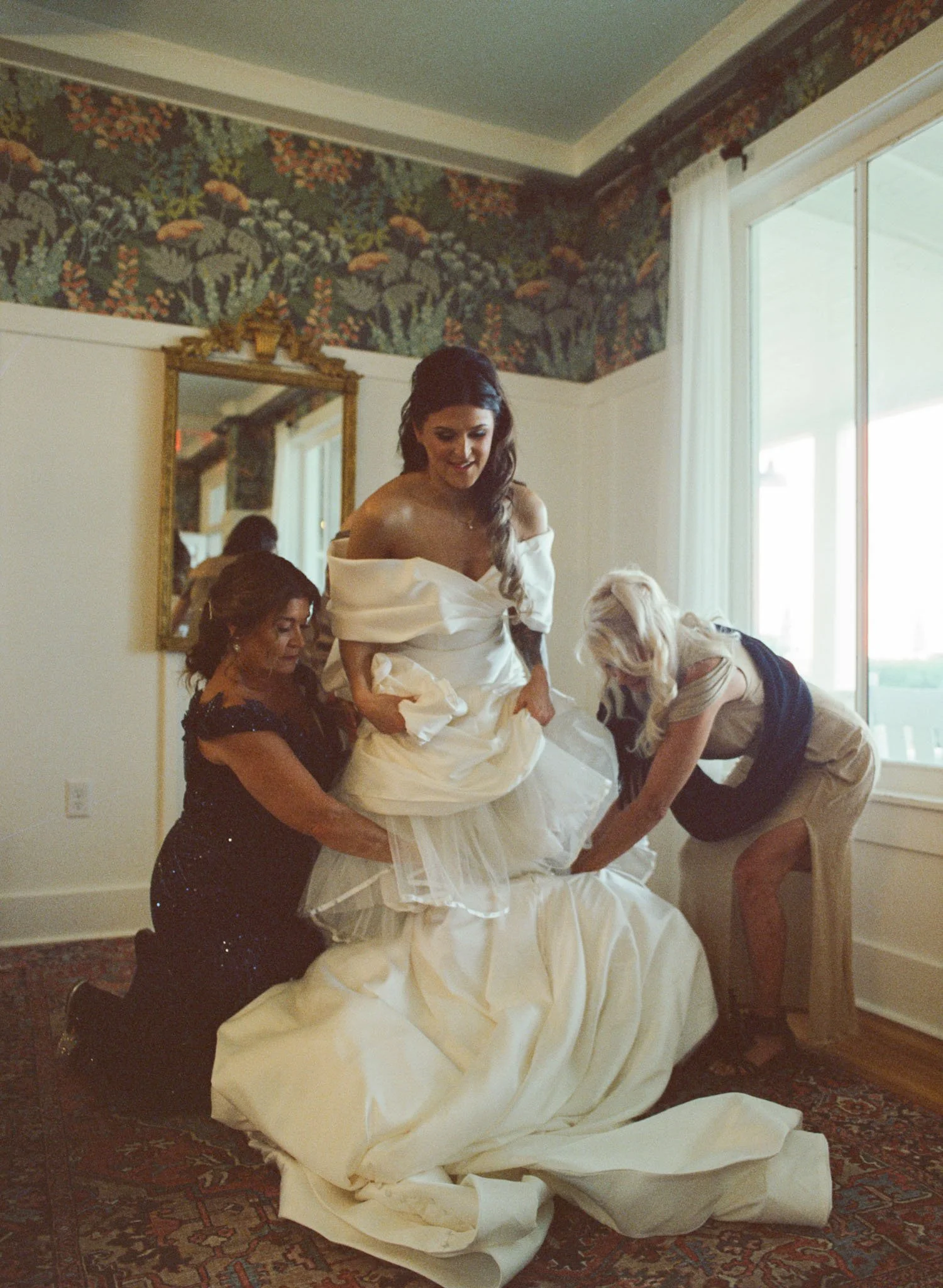 Old-orchard-maine-wedding-ceremony-mediumformat-film-photography-foxspit-bymariamylena-9.JPG