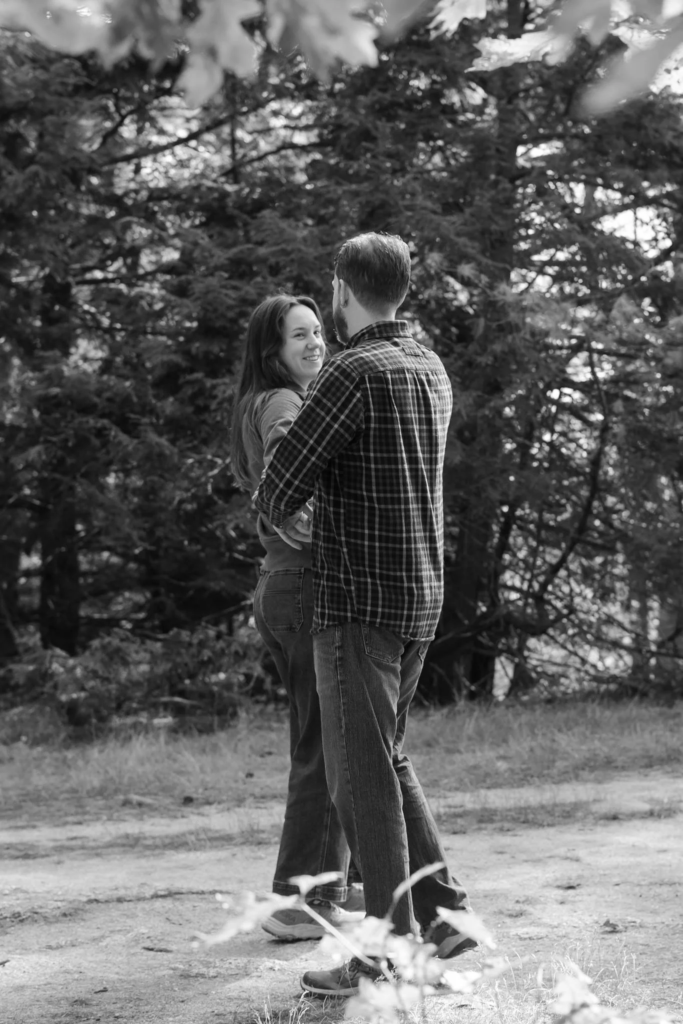 suprise-wedding-proposal-engagement-photography-bradburymt-freeport-maine-135.JPG