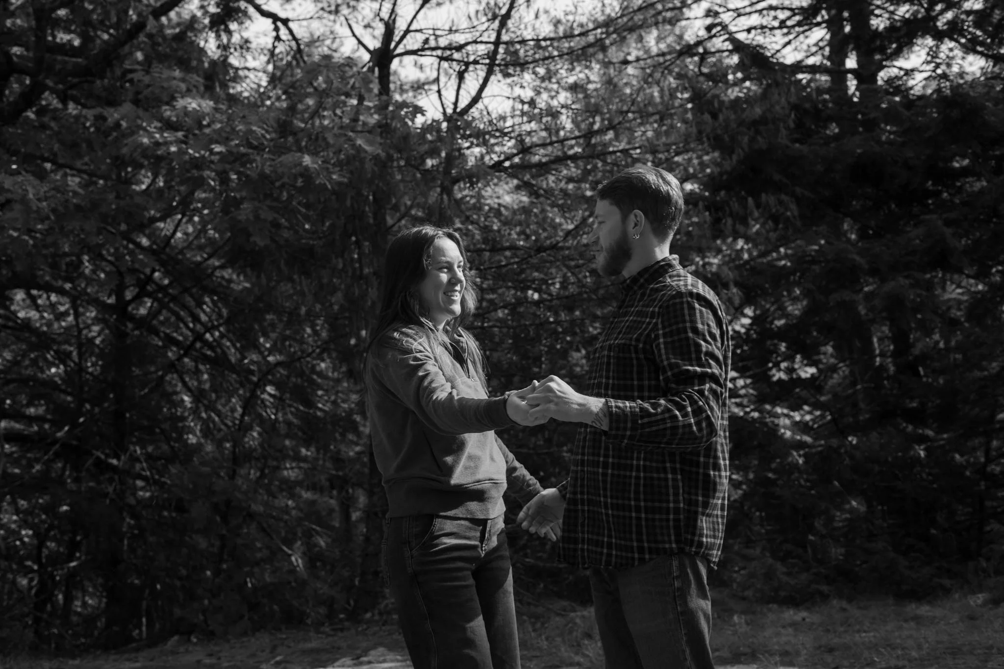 suprise-wedding-proposal-engagement-photography-bradburymt-freeport-maine-127.JPG
