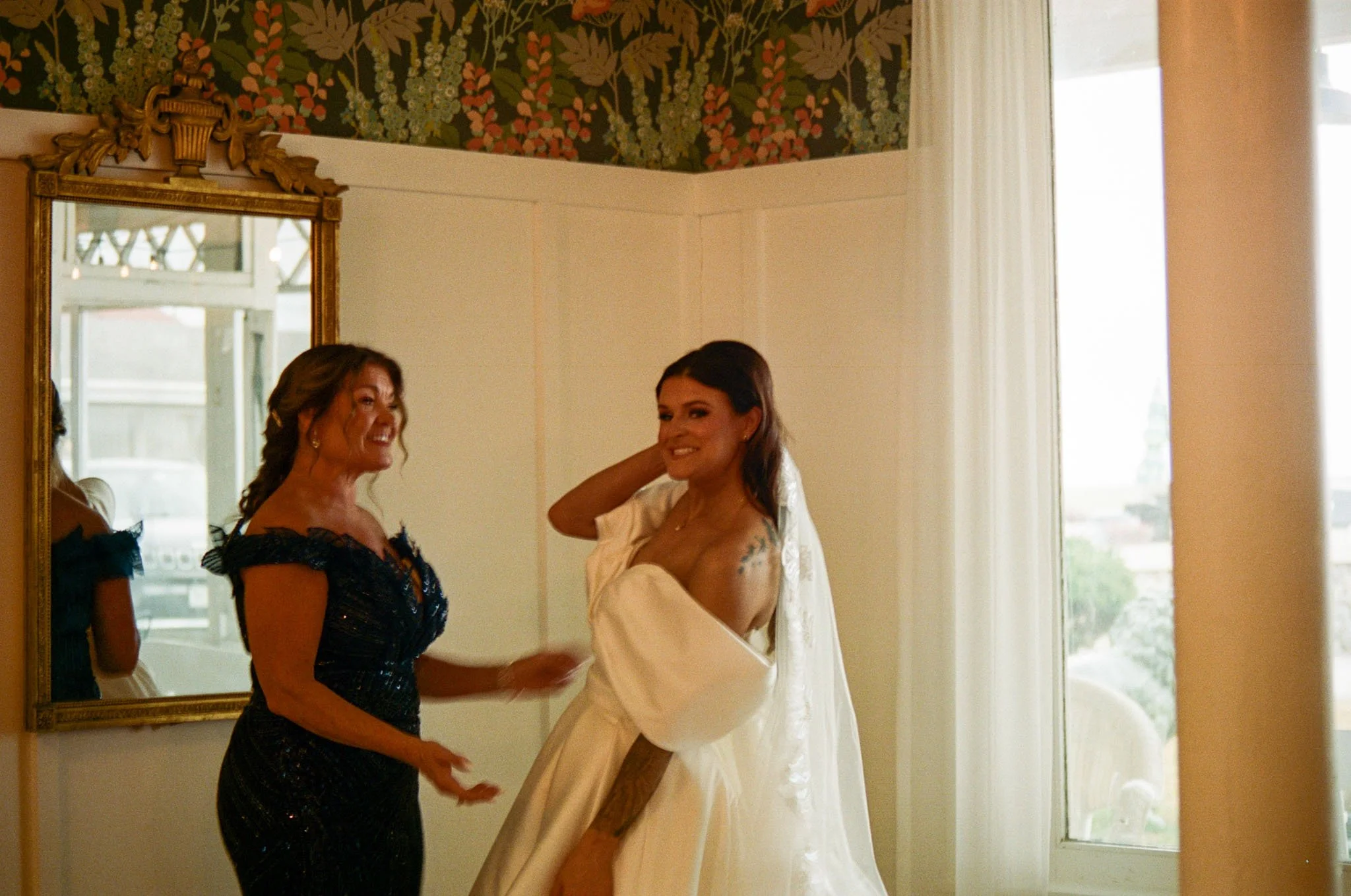 Old-orchard-maine-wedding-ceremony-photography-foxspit-bymariamylena-72.JPG