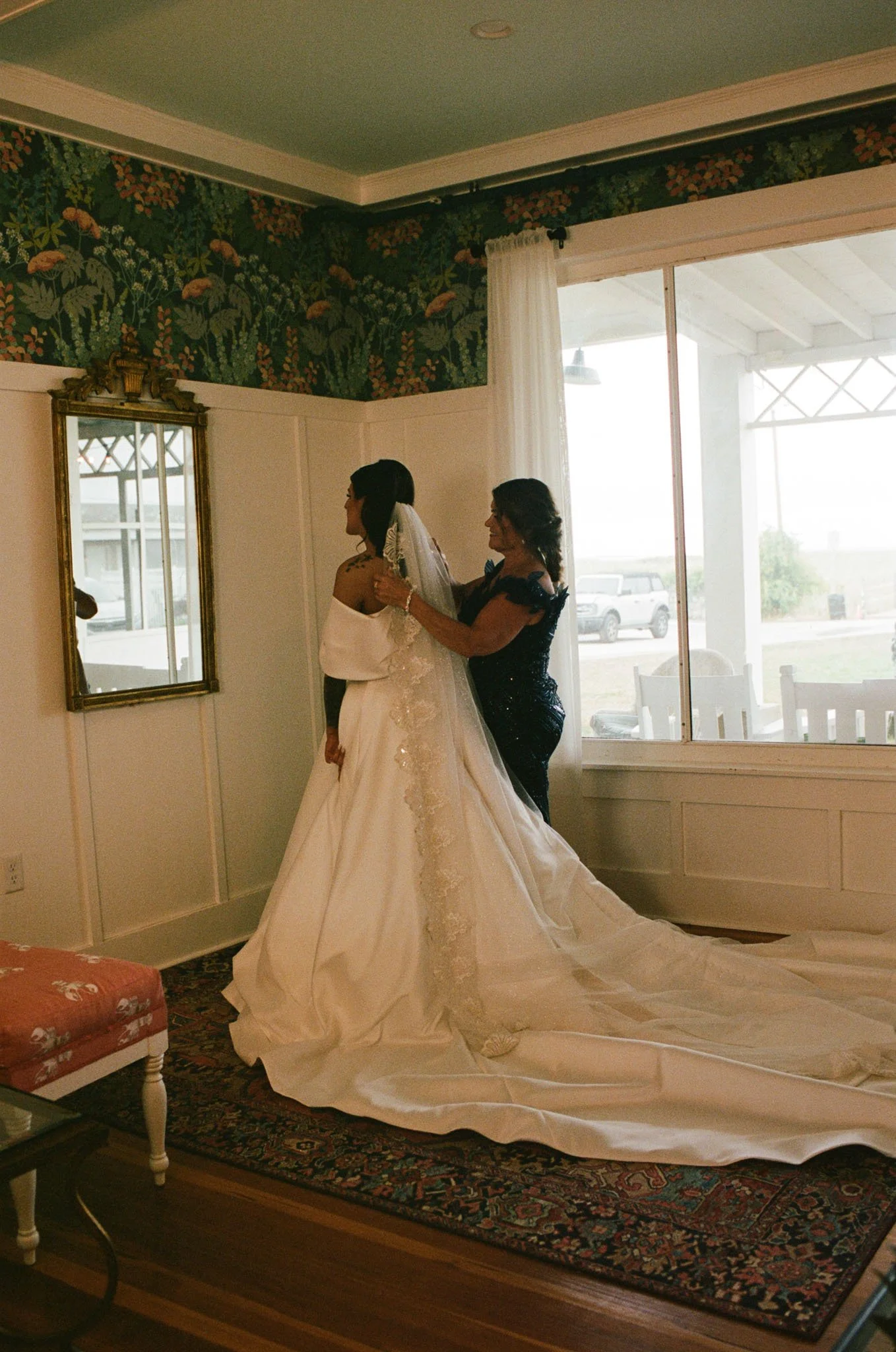 Old-orchard-maine-wedding-ceremony-photography-foxspit-bymariamylena-64.JPG