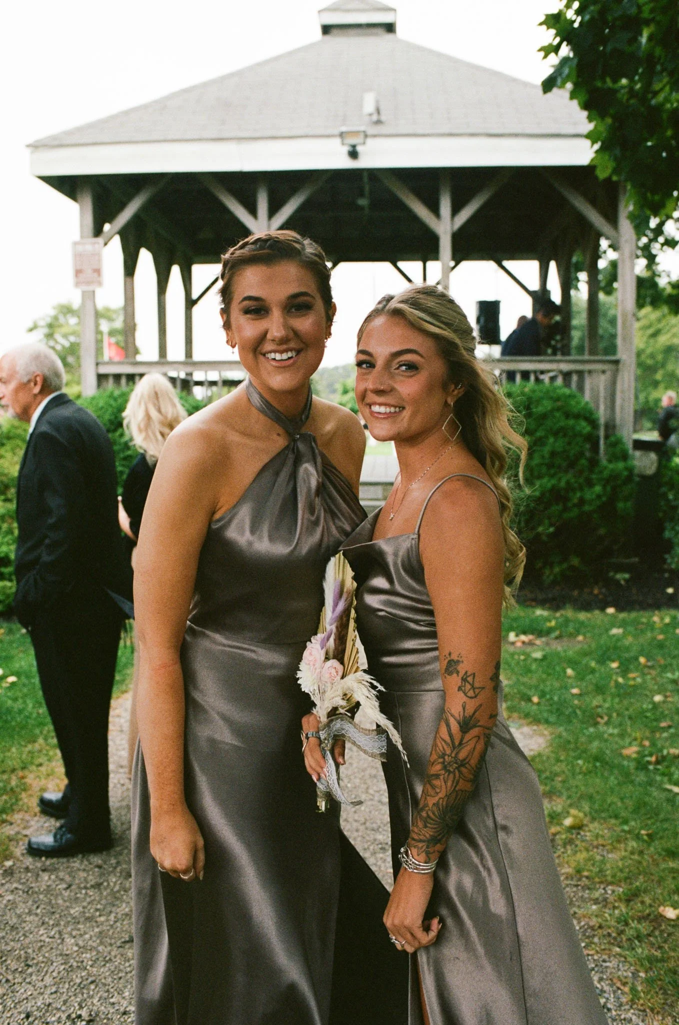 Old-orchard-maine-wedding-ceremony-photography-foxspit-bymariamylena-86.JPG