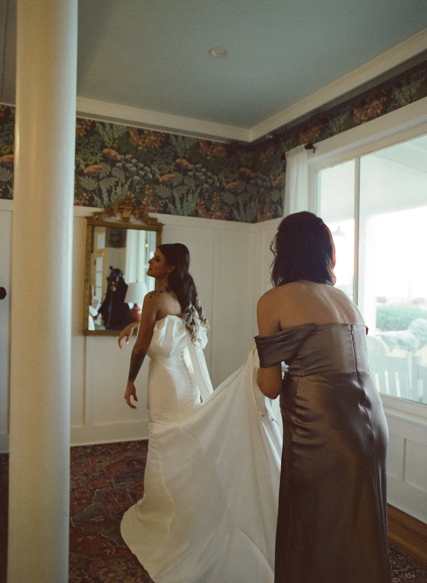 Old-orchard-maine-wedding-ceremony-mediumformat-film-photography-foxspit-bymariamylena-8.JPG