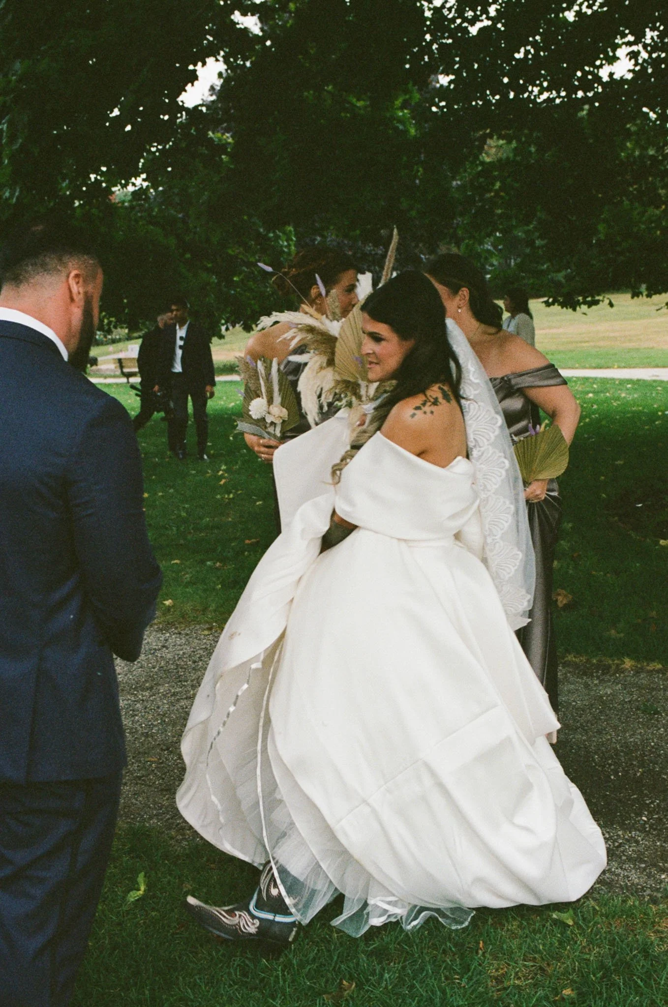 Old-orchard-maine-wedding-ceremony-photography-foxspit-bymariamylena-89.JPG