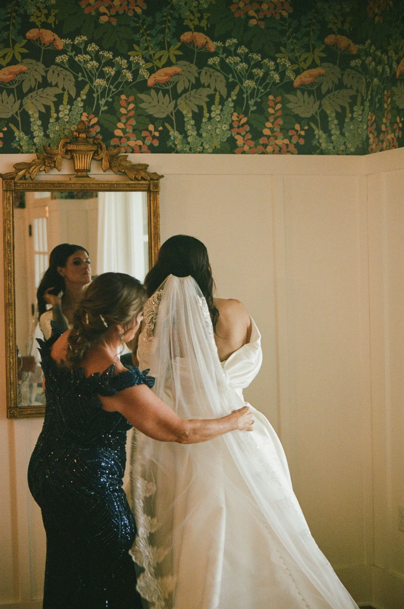 Old-orchard-maine-wedding-ceremony-photography-foxspit-bymariamylena-74.JPG