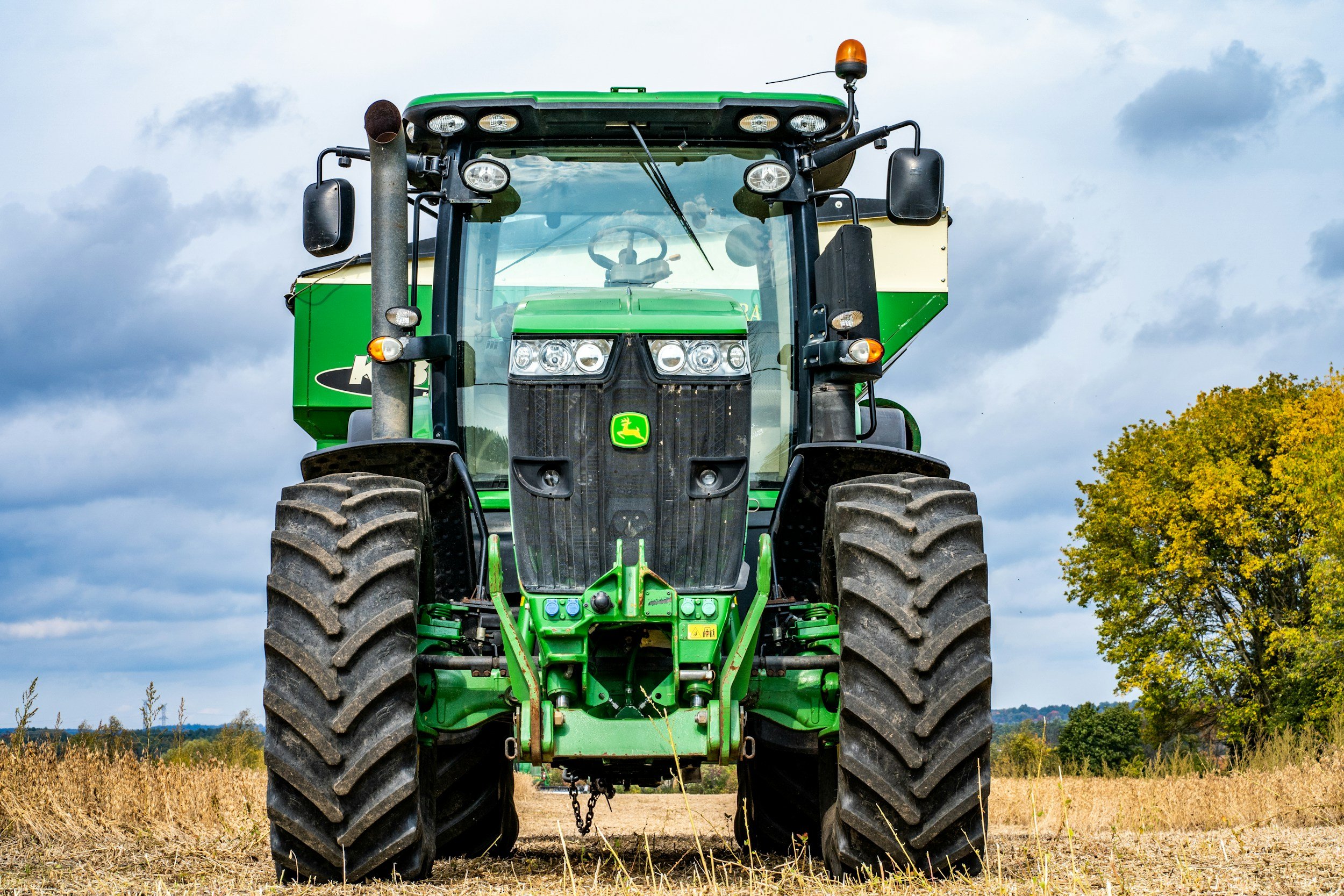 John Deere Wedding All-Star Getaway Sweepstakes – Win a 3-Night Philadelphia Trip for 4