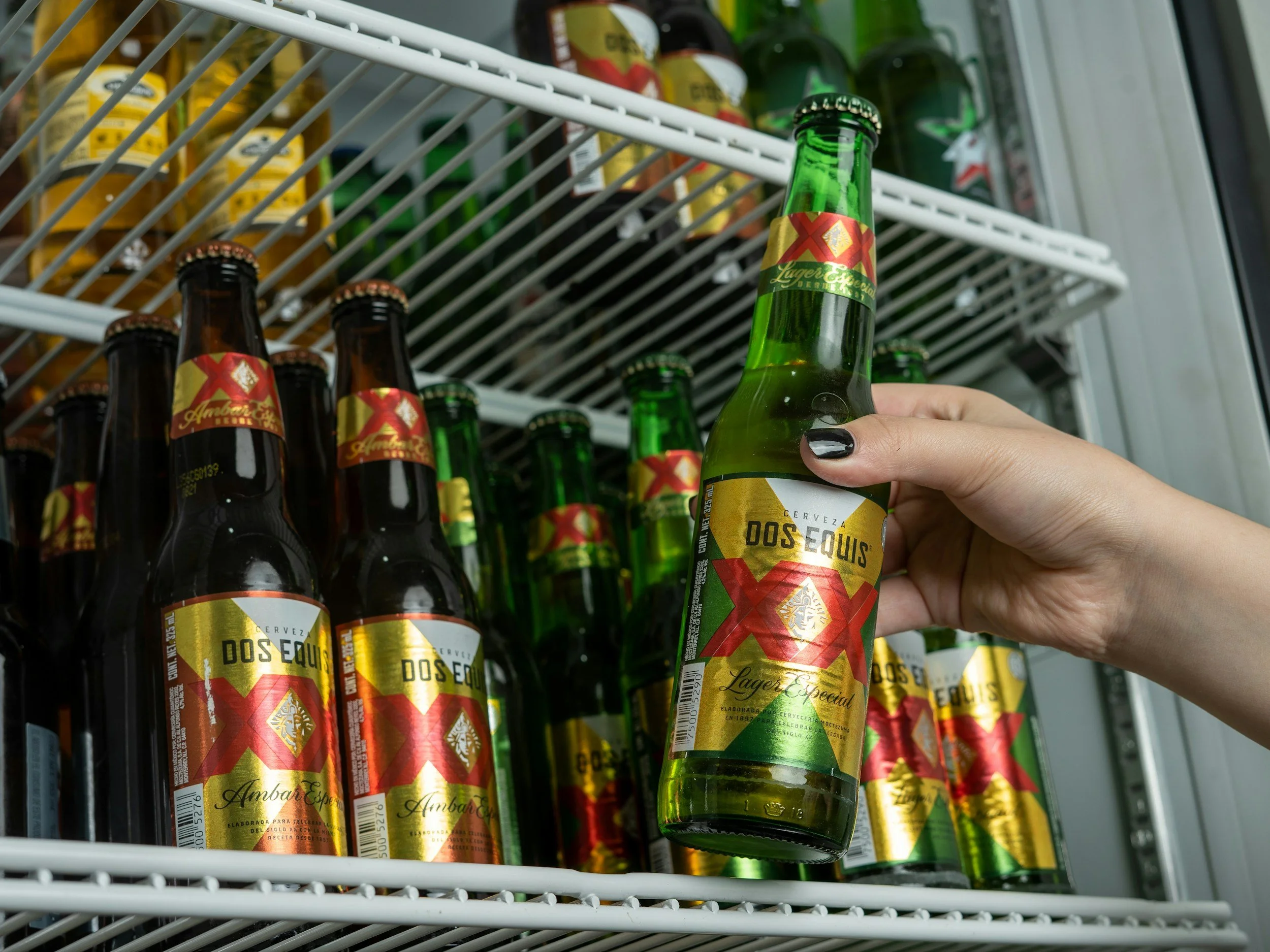 Dos Equis Wedding Staycation Sweepstakes – Win a $2,000 Airbnb Gift Card