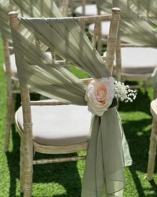 Boring to Beautiful: How to Decorate Metal Folding Chairs for a Wedding