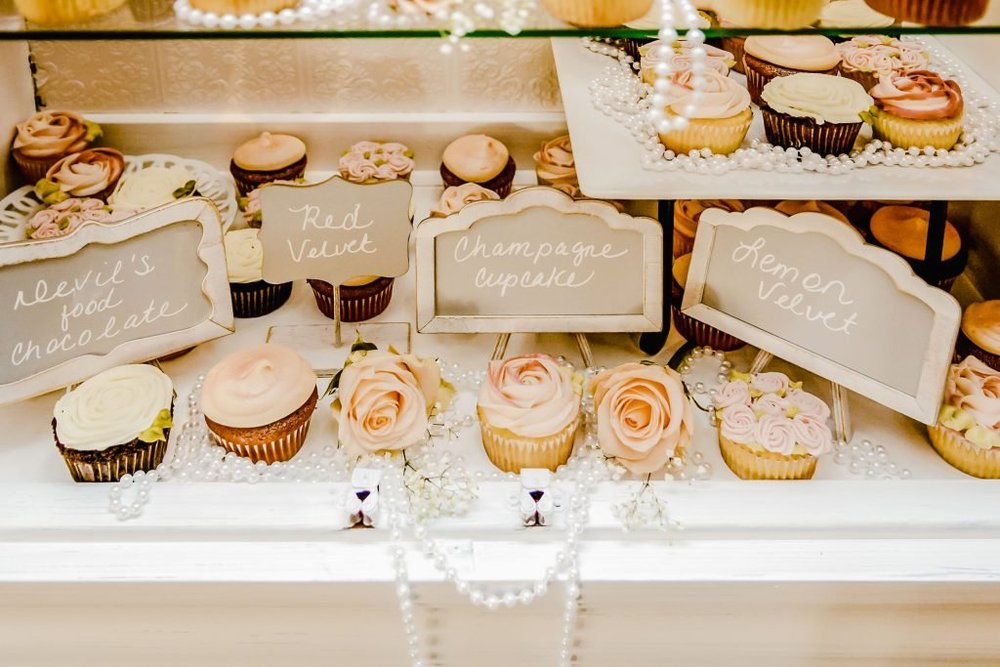 Timeless Wedding Dessert Table Ideas on a Budget
